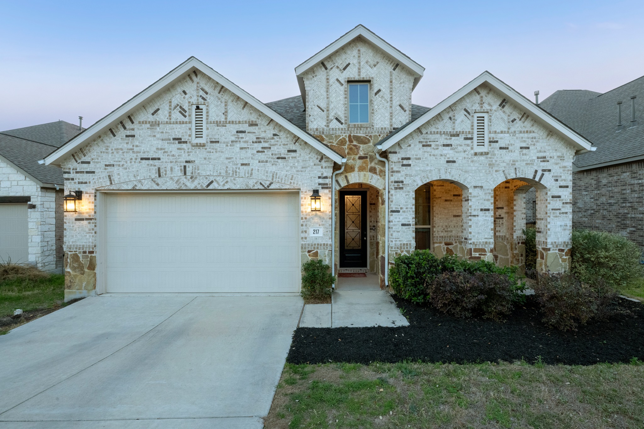 217 Mineral River Loop, Kyle, TX 78640 — photo 2