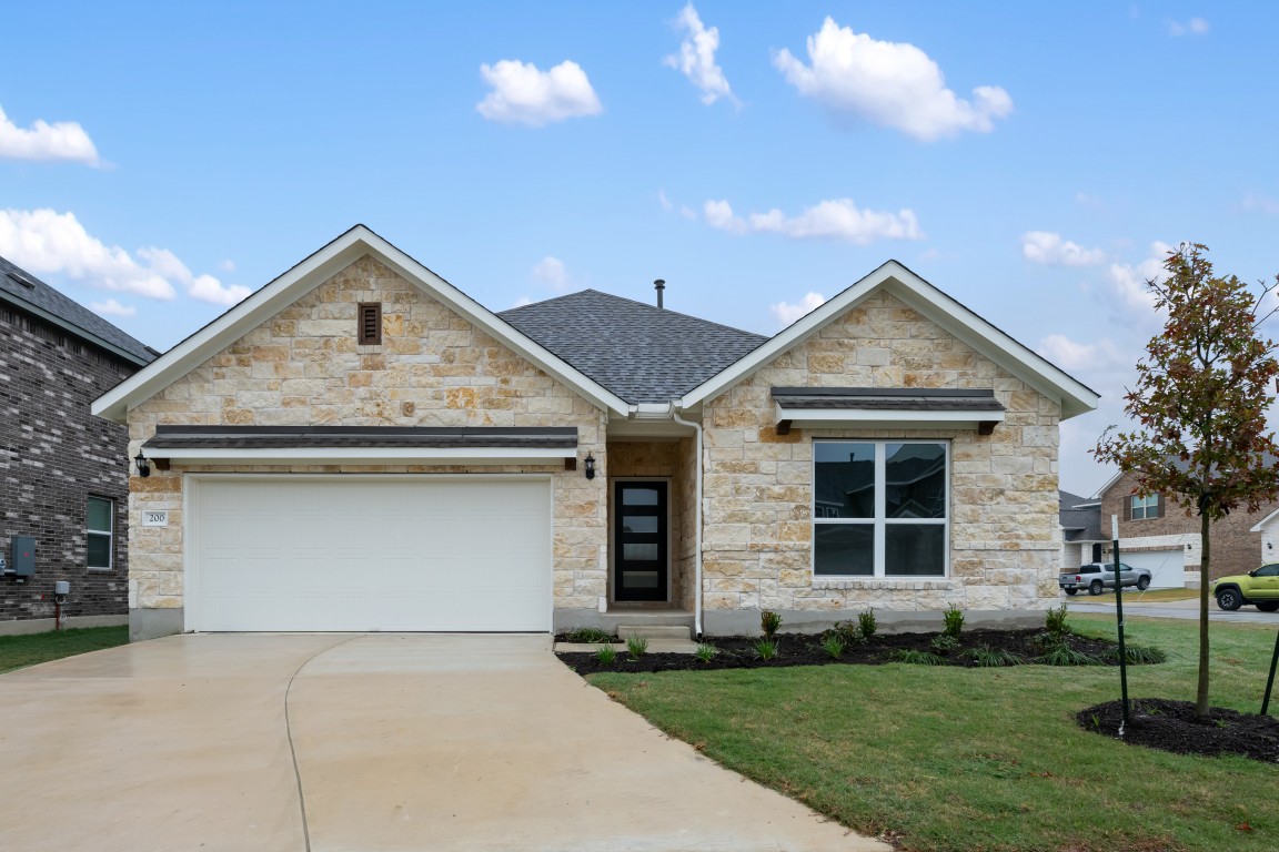 313 Possumhaw Ln — photo