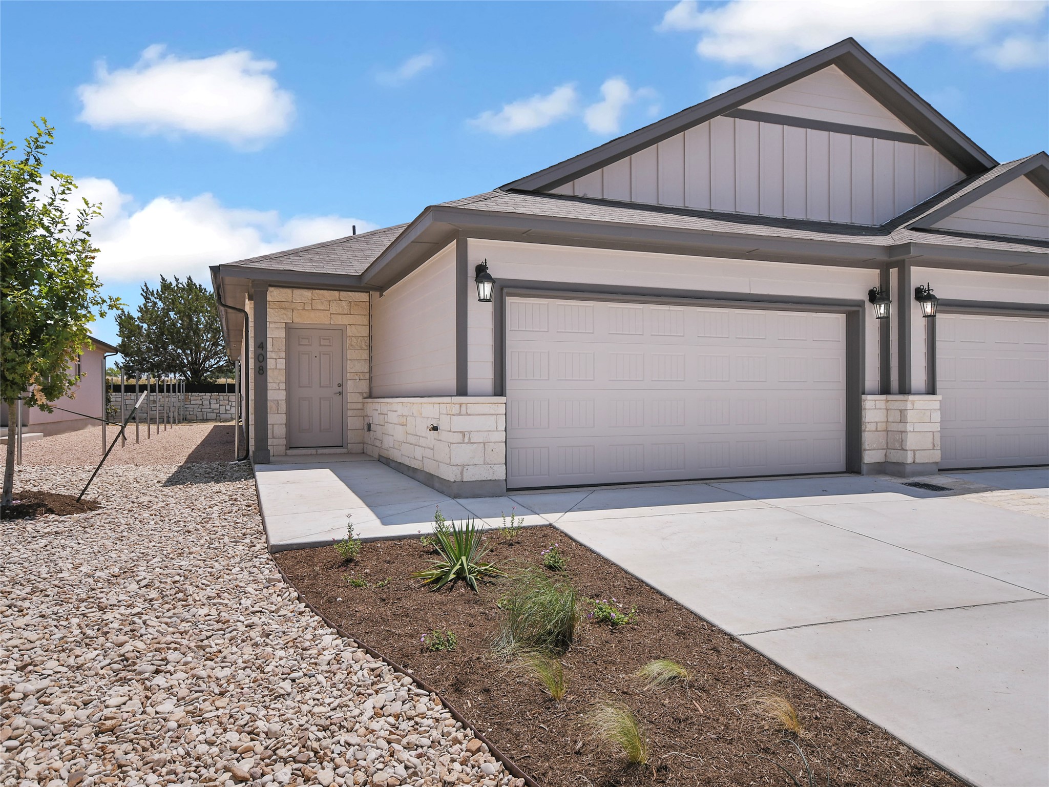 408 Parkline Dr — photo
