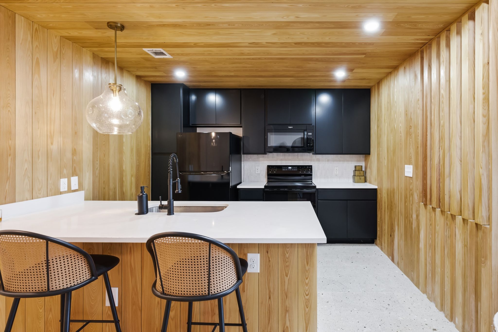 2505 Thornton Rd 2204 — photo