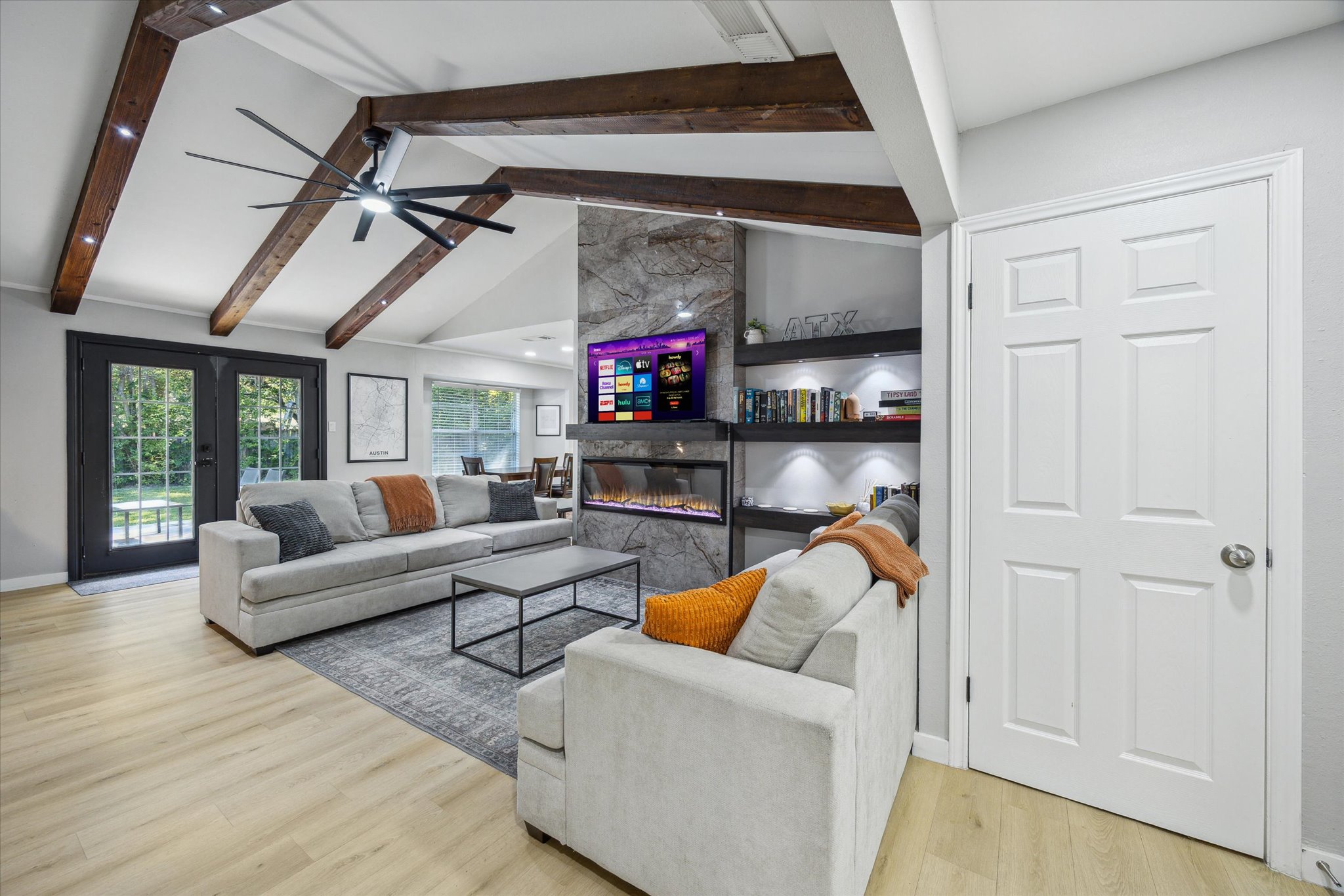10414 Quail Ridge Dr — photo