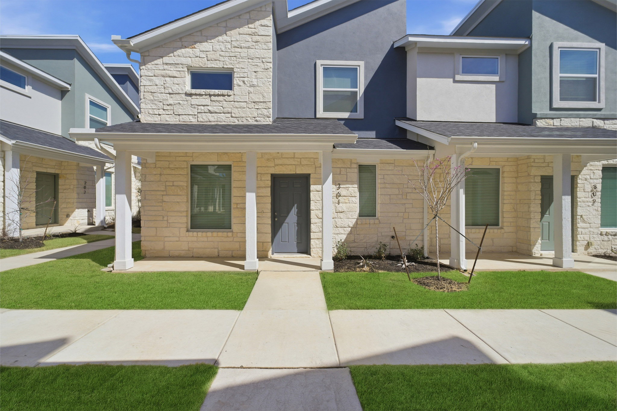 500 Municipal Dr 301 — photo