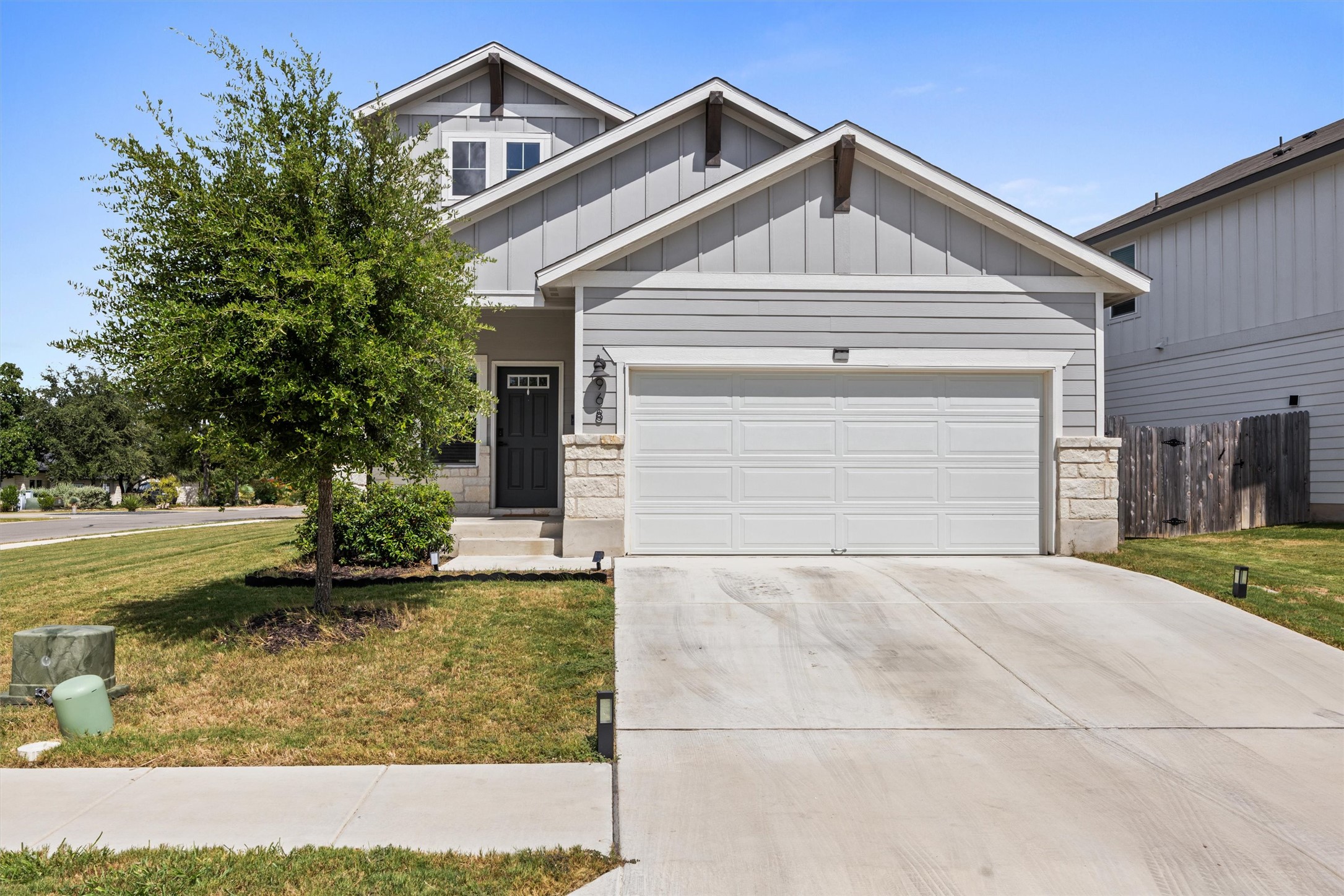 968 Sun Grove Trl — photo