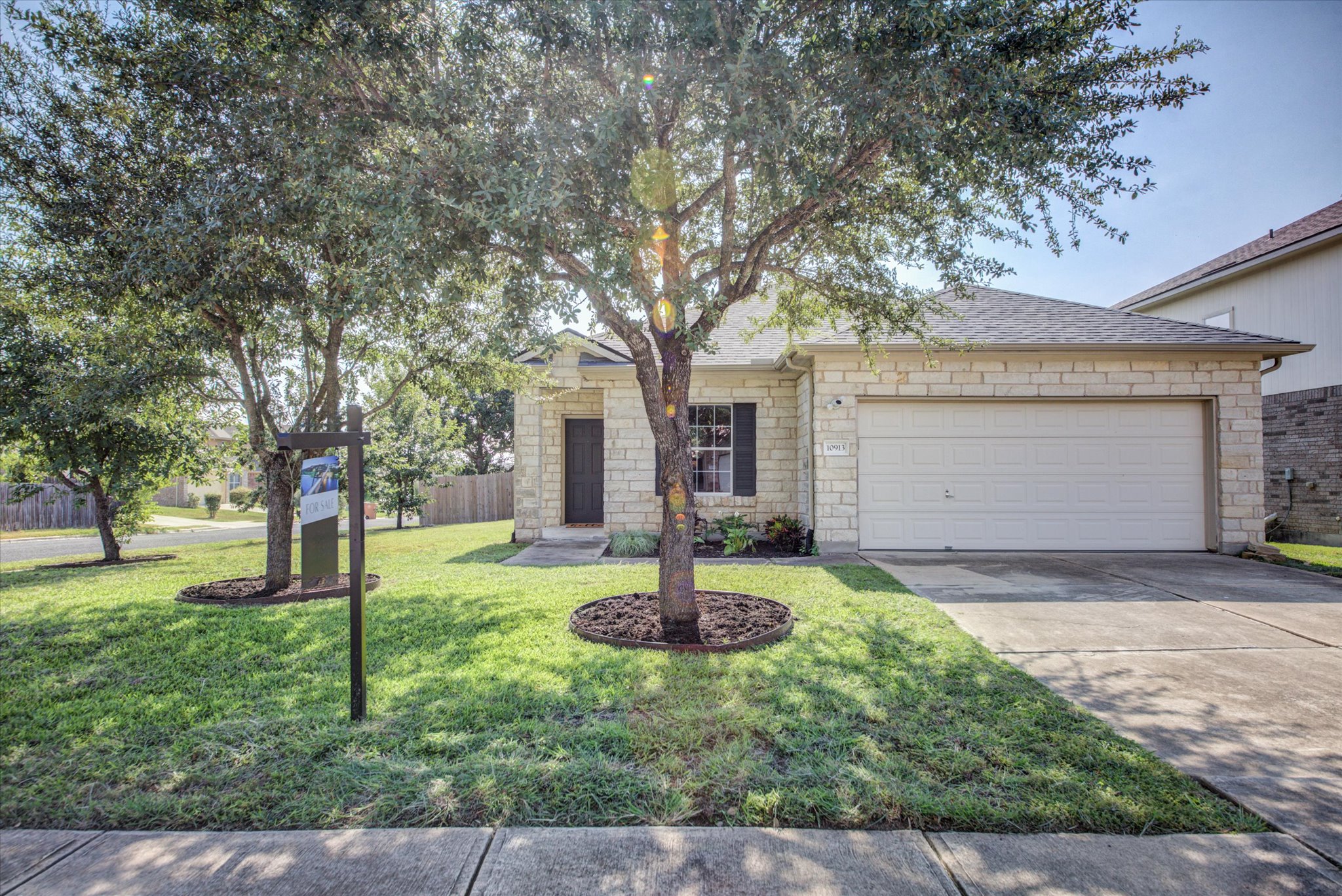 10913 Long Summer Dr — photo