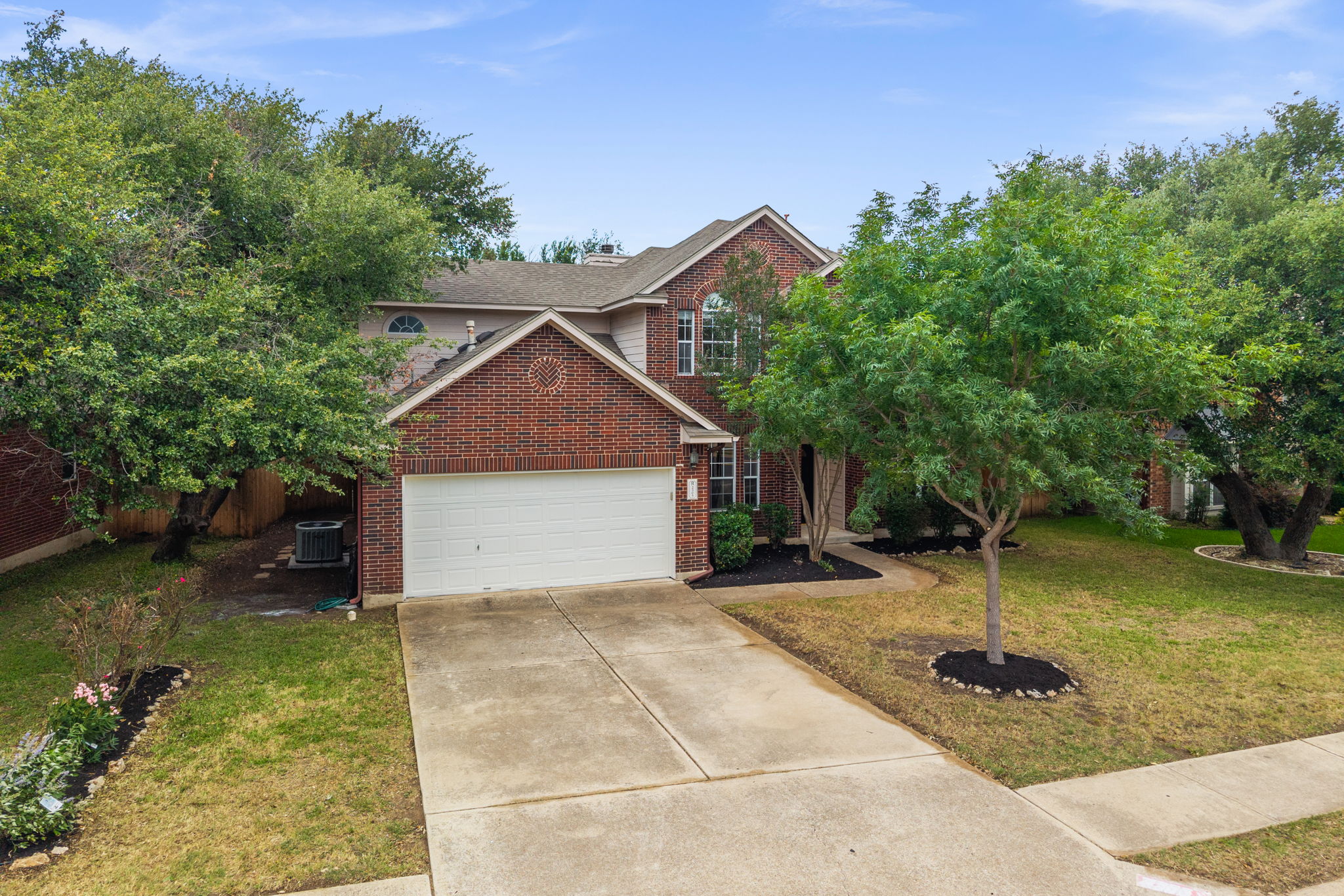 2305 Little Elm Trl — photo
