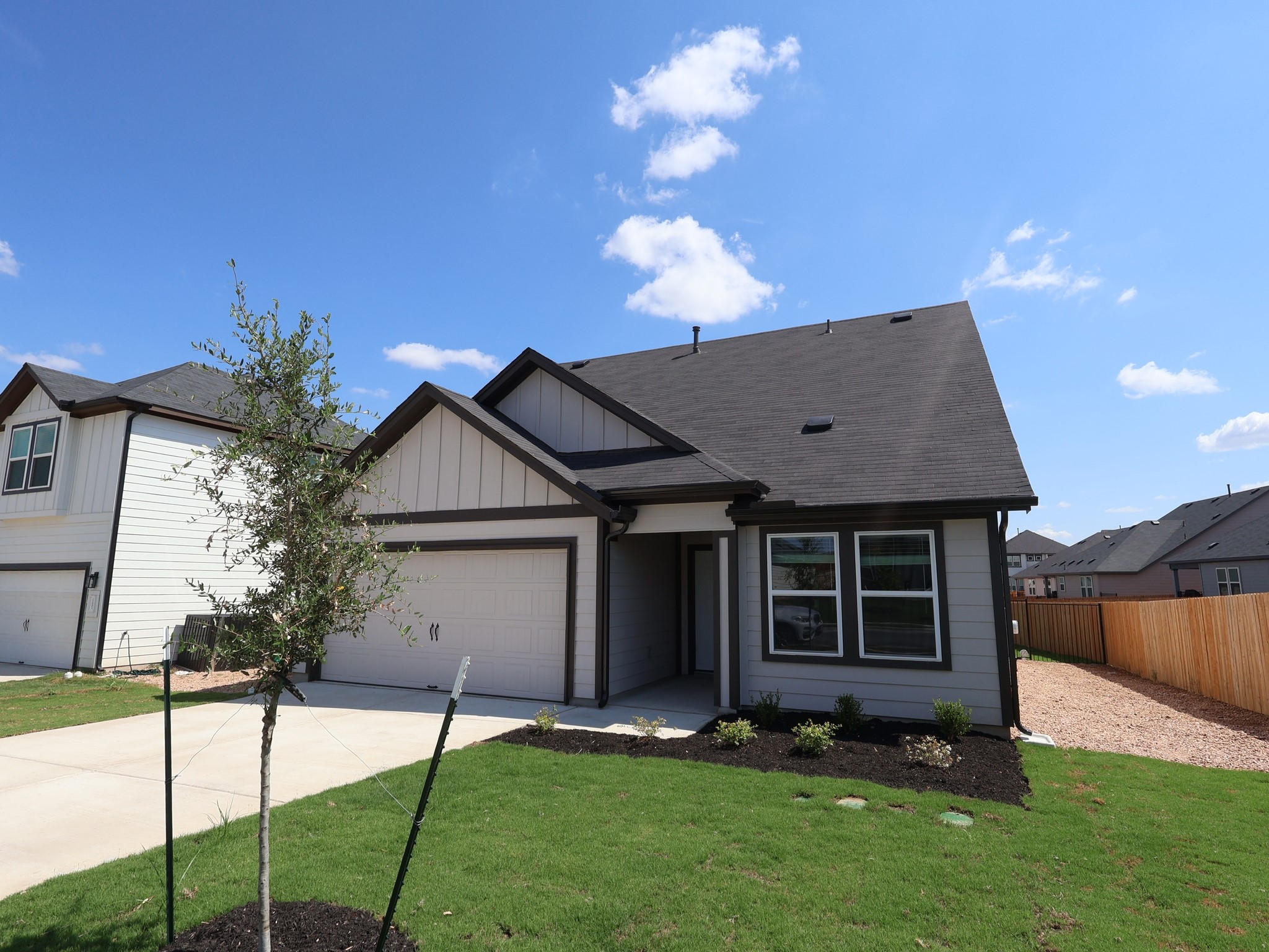 12005 Dillon Falls Drive, Austin, TX 78747 — photo 3