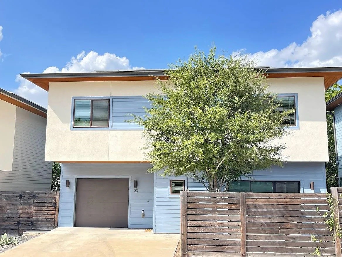 2101 Montopolis Dr Unit 20 — photo