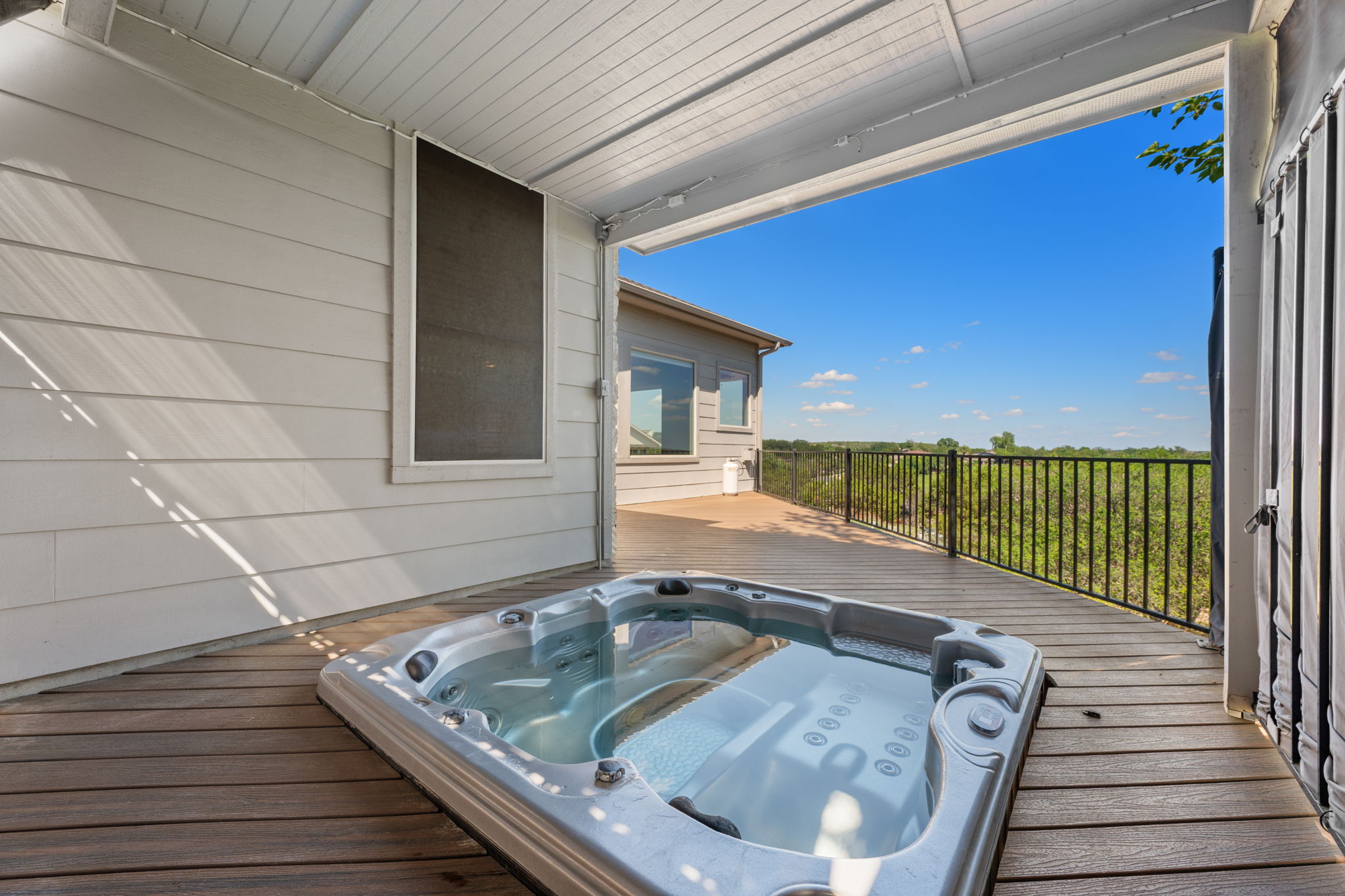 20510 Houston CV — photo