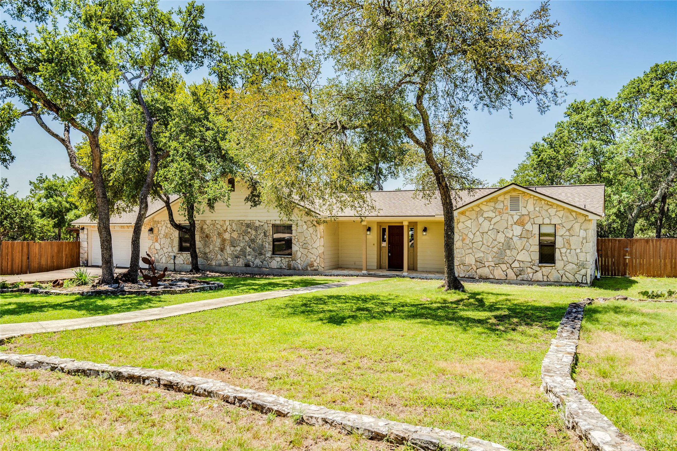 20 Saddle Rock Rdg — photo