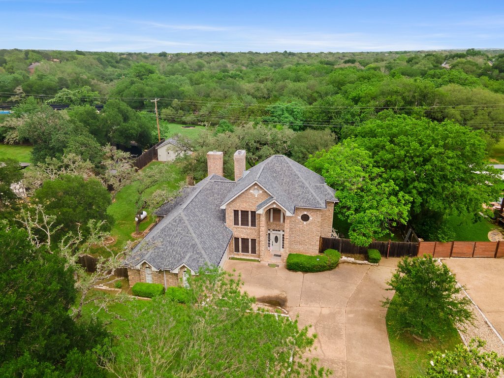 11115 Shady Hollow Dr — photo