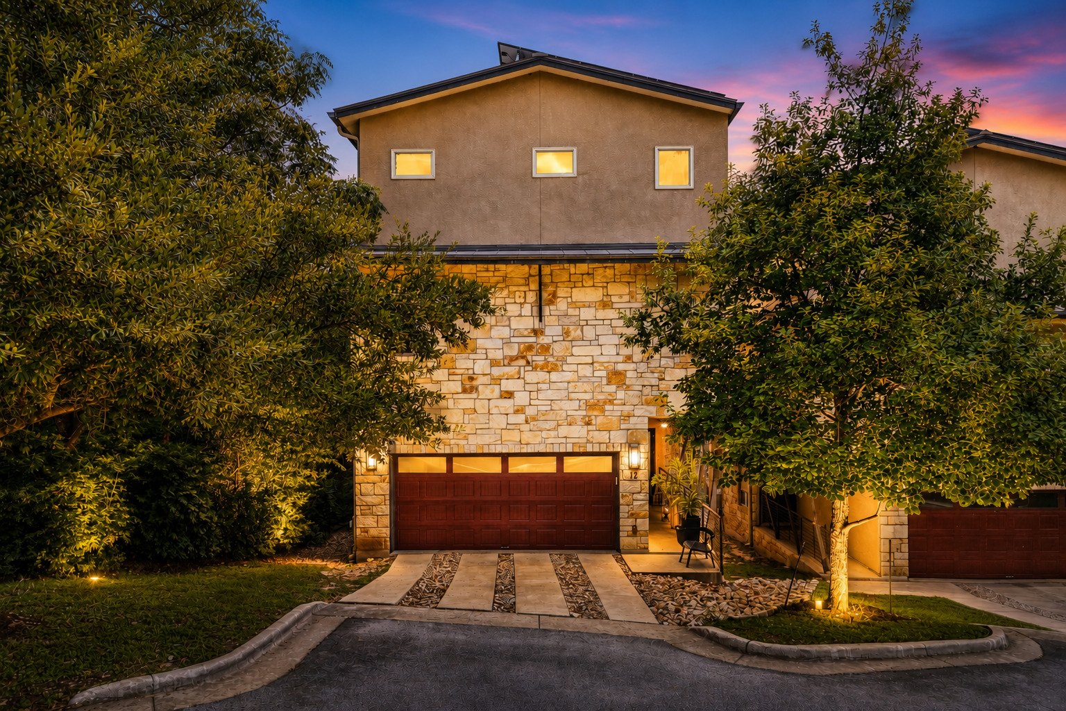 1142 Lost Creek Blvd 12 — photo