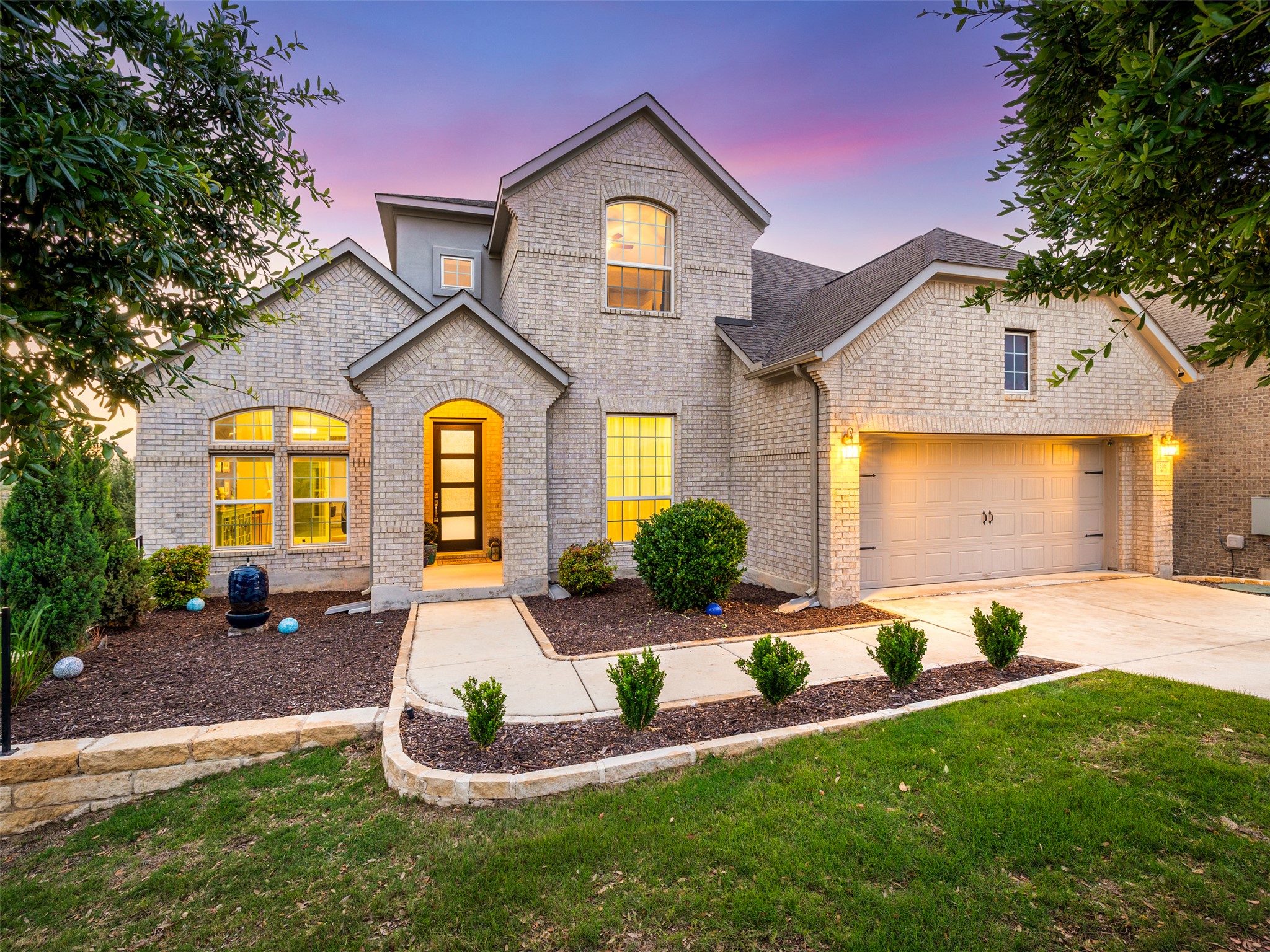 7516 Pace Ravine Dr — photo