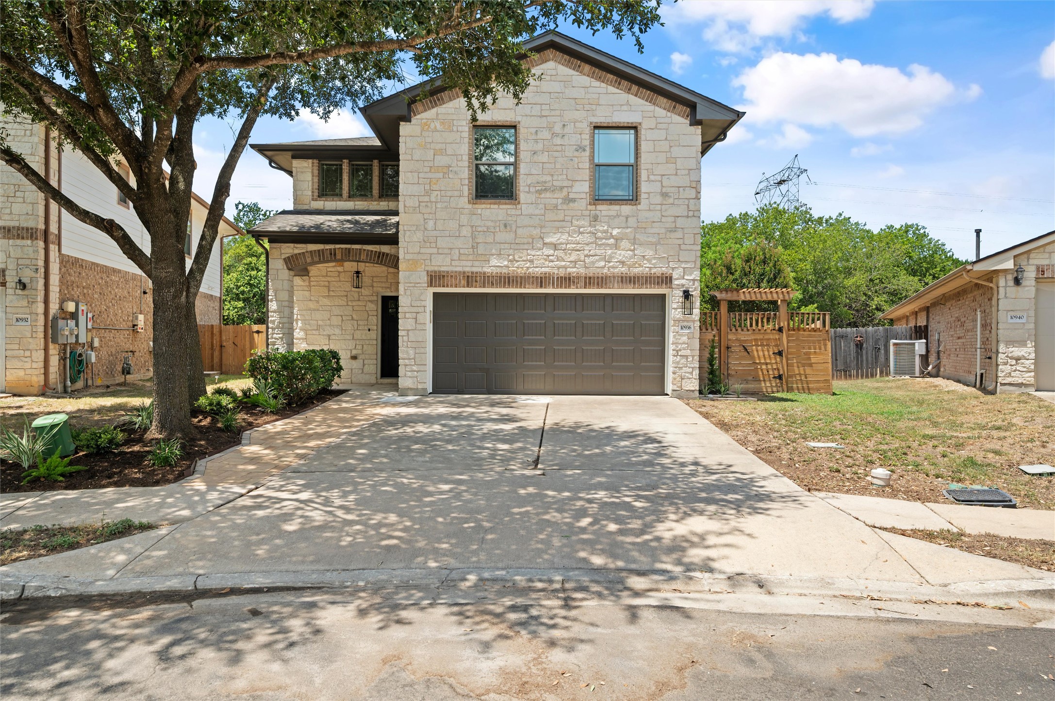 10936 Short Springs Dr — photo