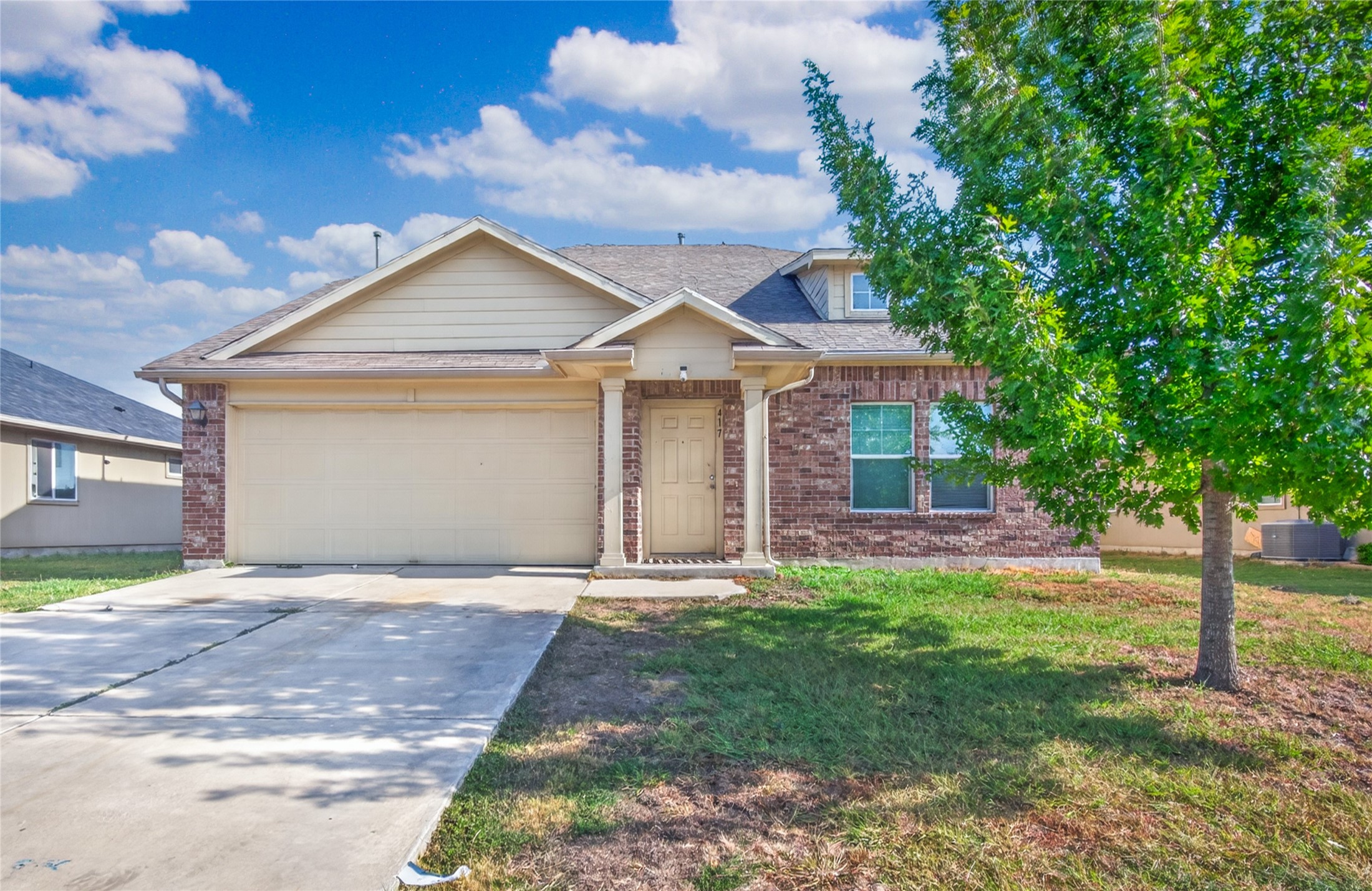 417 Foxglove Dr — photo