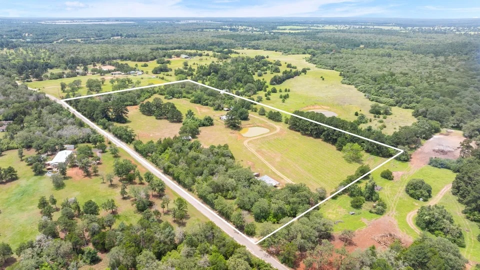 146 Split Oak Road, Smithville, TX 78957 — photo 3