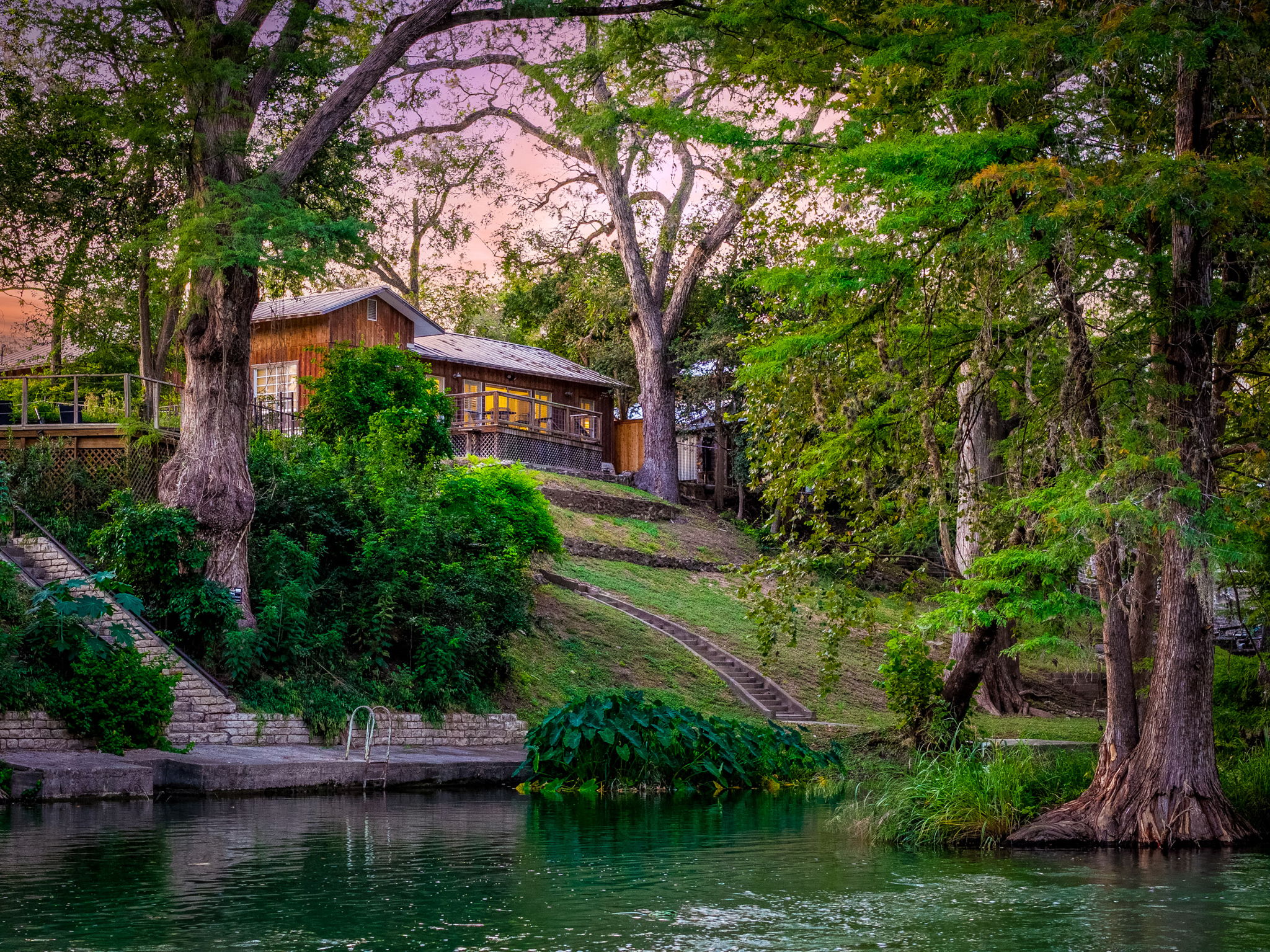 2221 Gruene Rd — photo