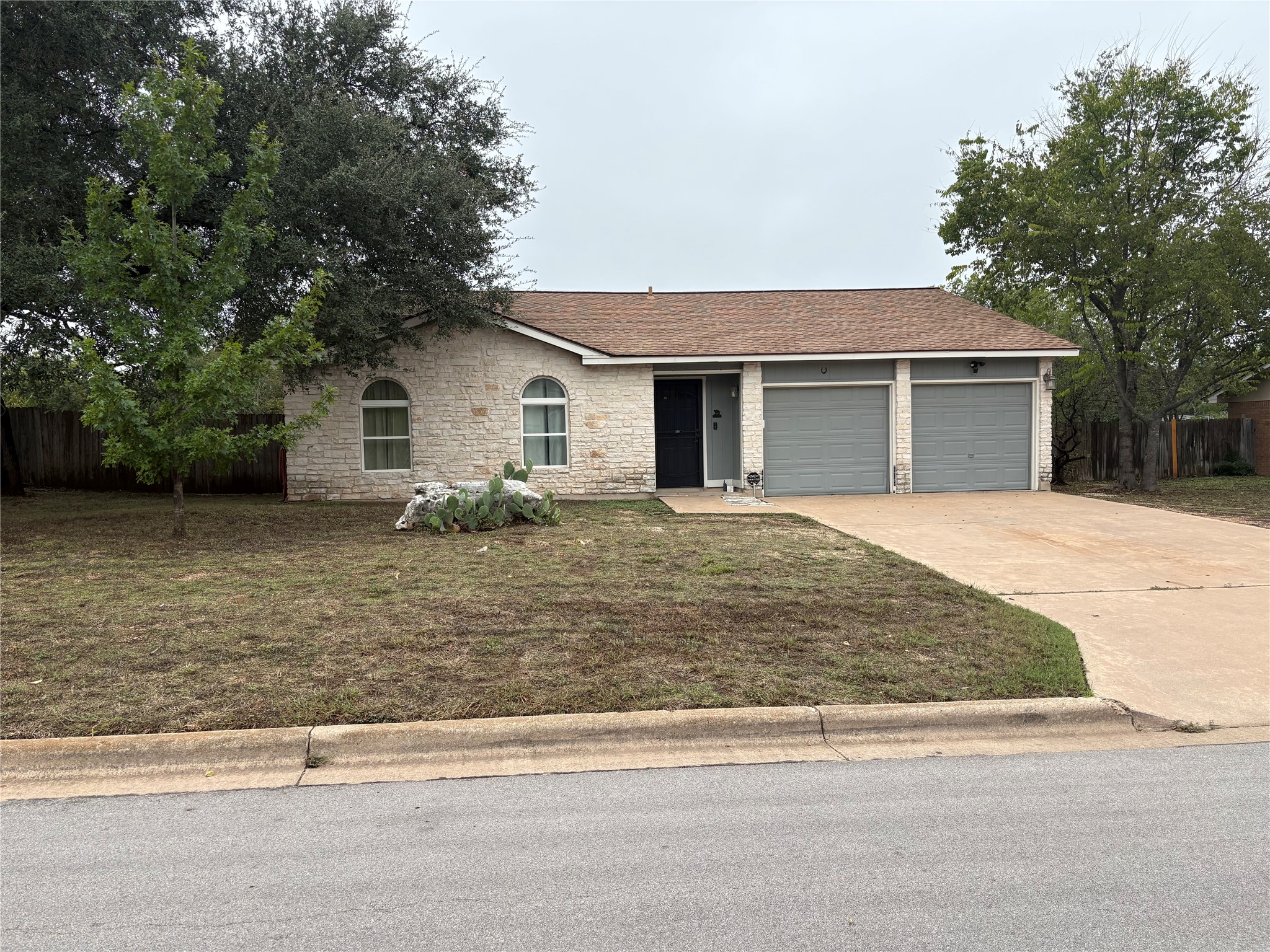 203 South Mt Rushmore Dr — photo