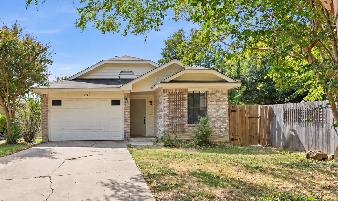 1124 Greenbriar Loop — photo