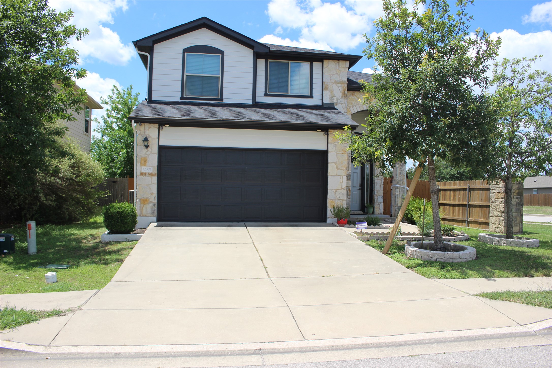 12301 Stoneridge Gap Ln — photo