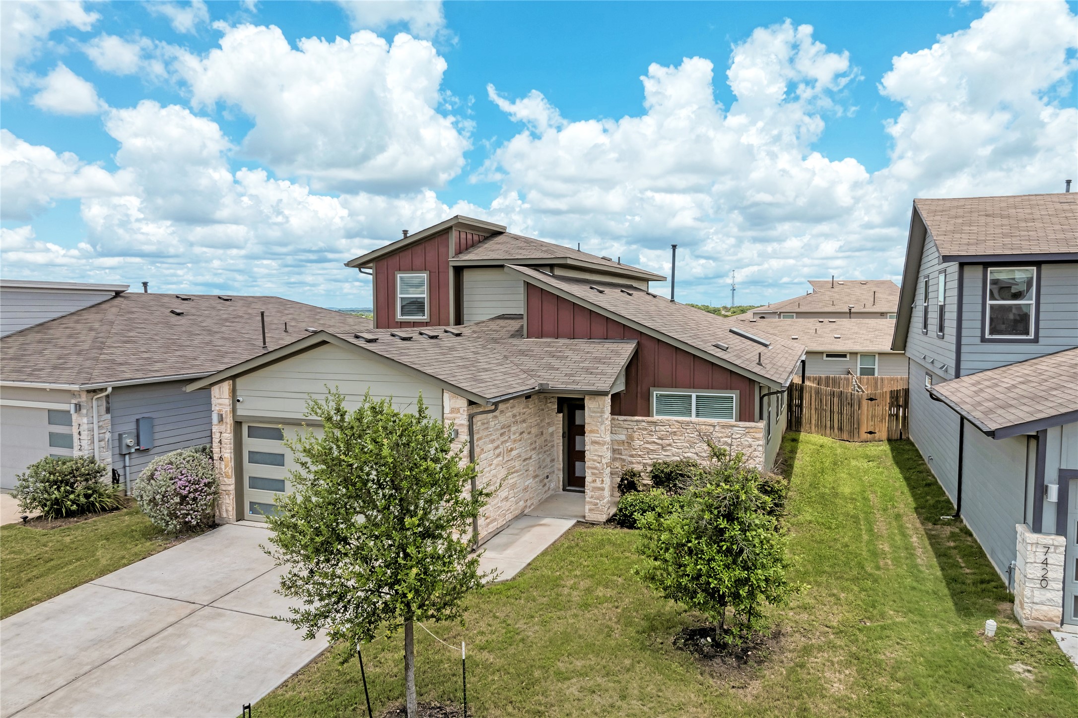 7416 Peggie Nell Dr — photo
