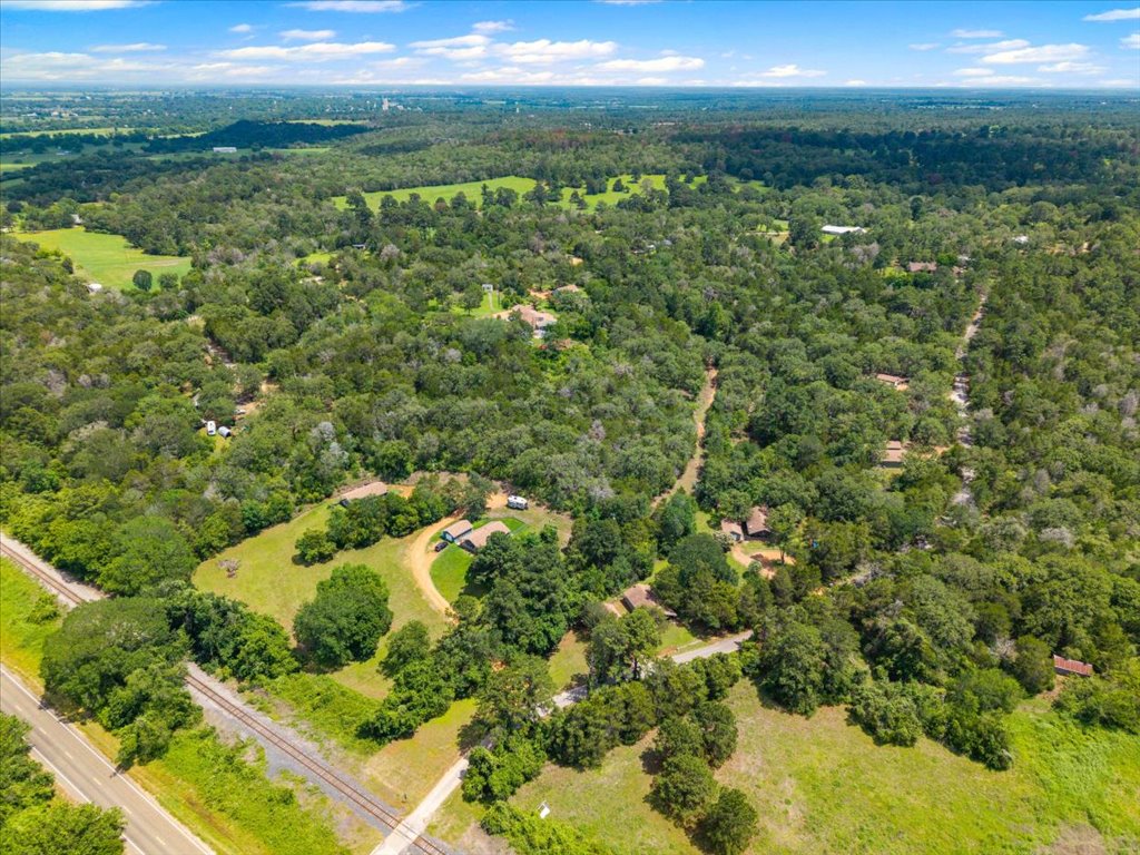 107 Mountain Valley Dr — photo