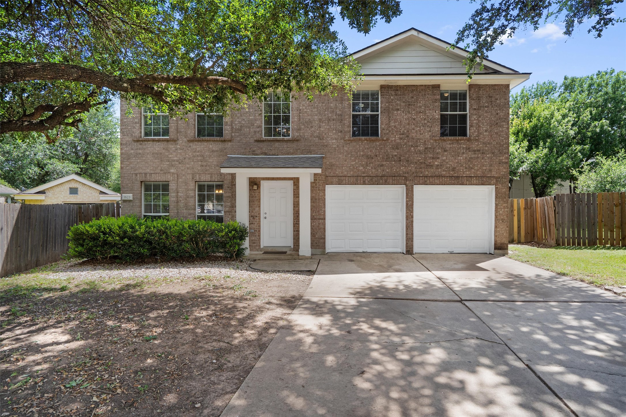 1623 War Horse Ln — photo
