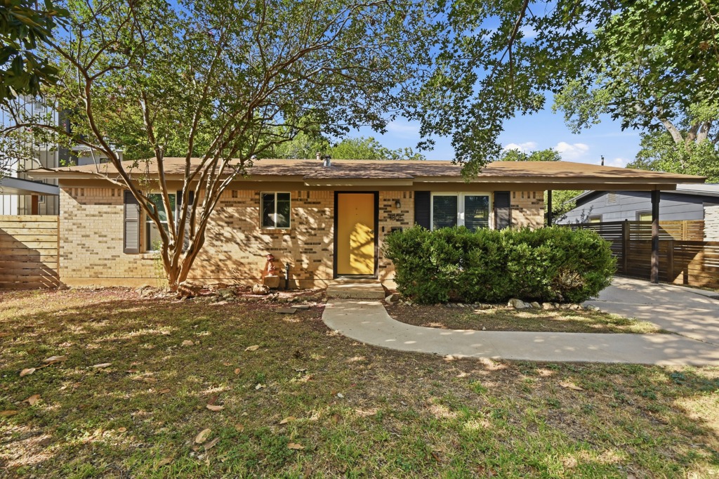1805 Fair Oaks Dr — photo