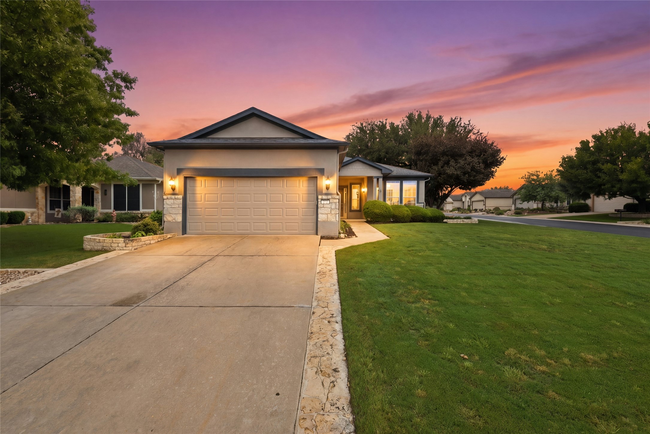 202 Palmetto Dr — photo