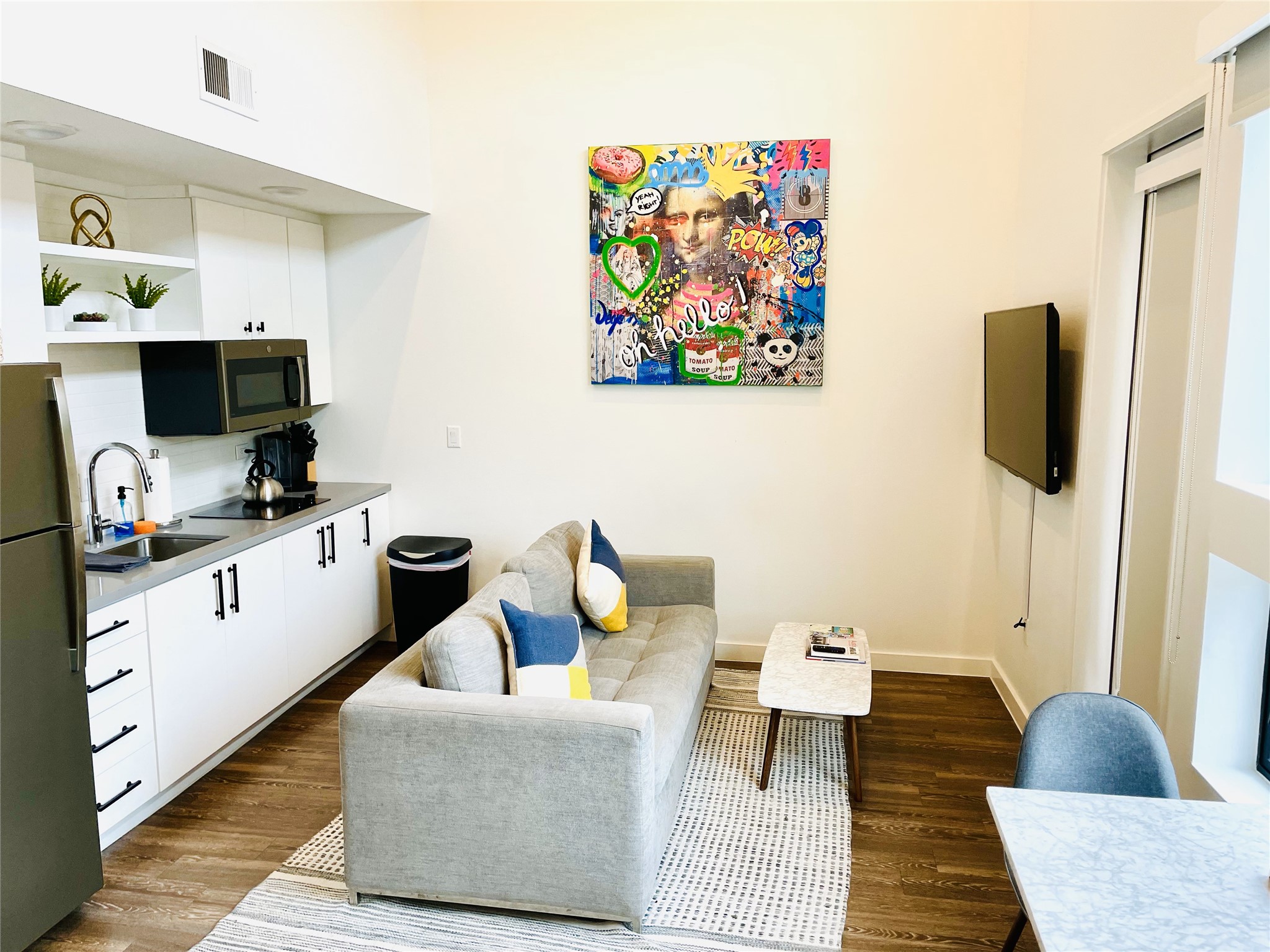 49 Navasota St 201 — photo
