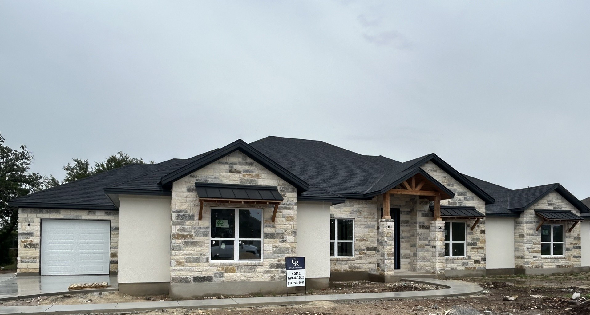 320 Lazy Creek Dr — photo