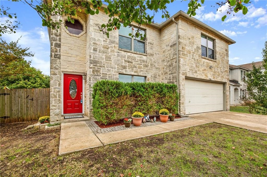 2204 Cottontail Dr — photo