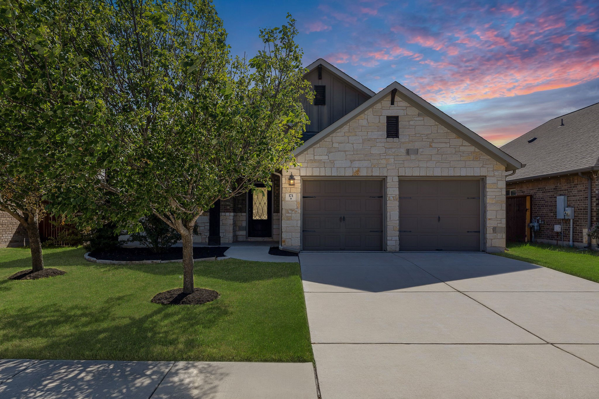 171 Salt Fork Dr — photo