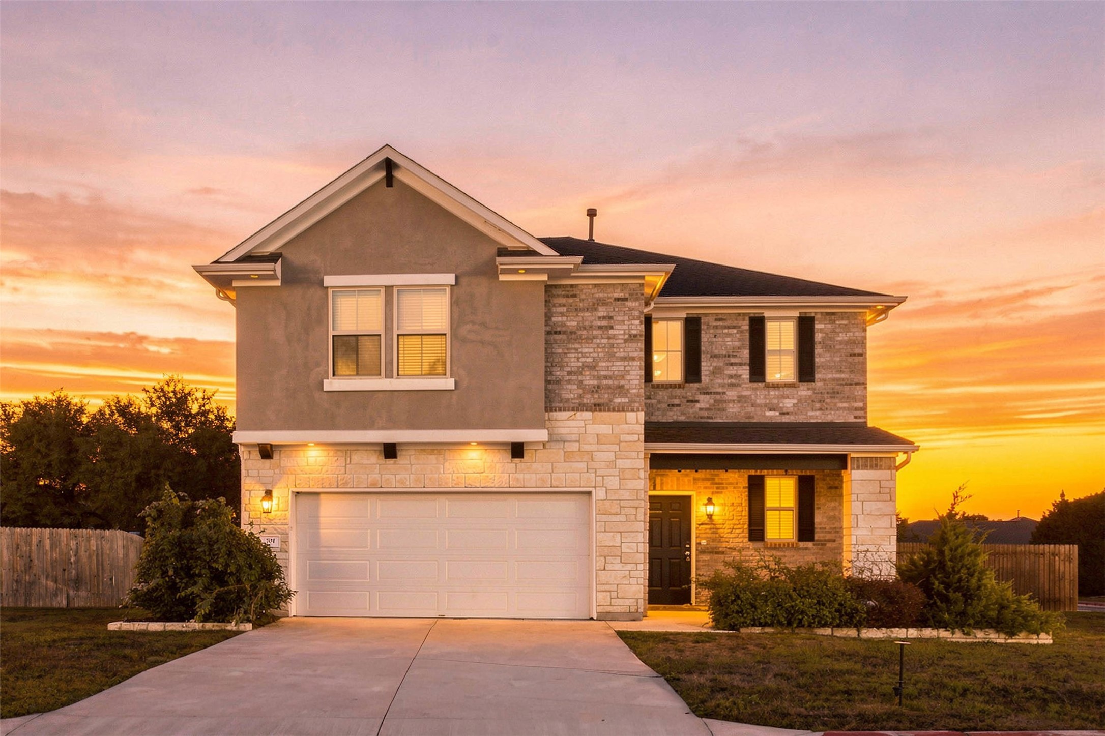 701 Hays Hill Dr — photo
