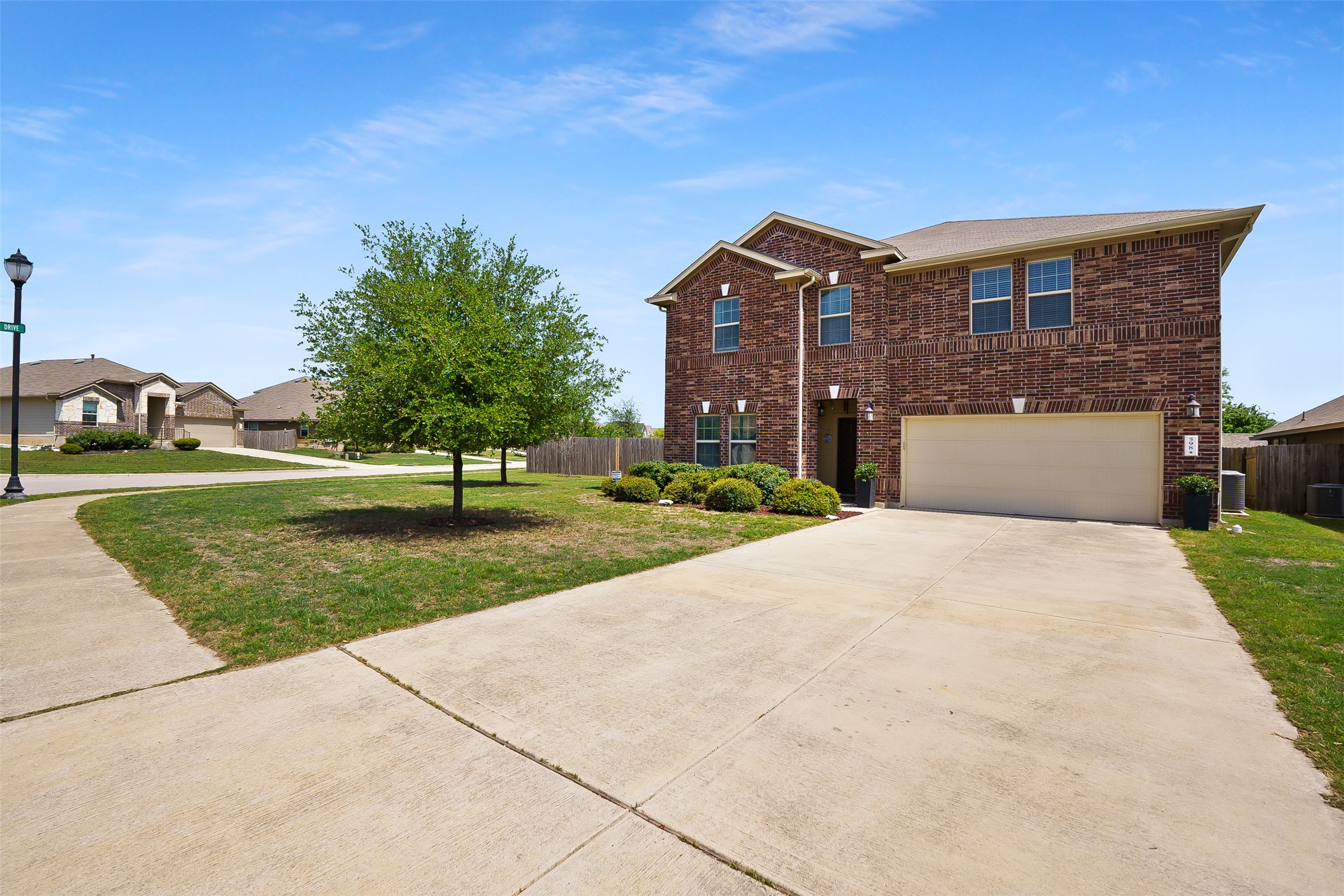 598 Sweet Gum Dr — photo