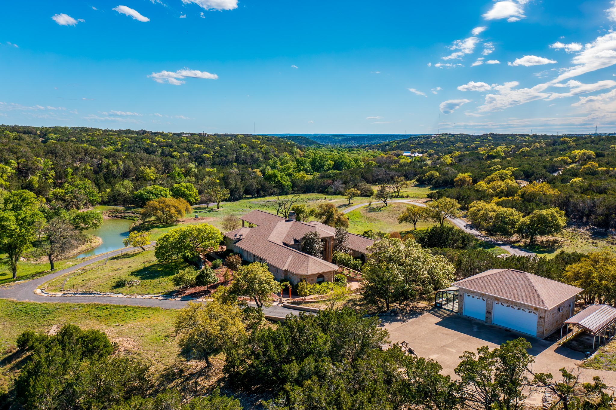 505 Rambling Creek Road, Kerrville, TX 78028