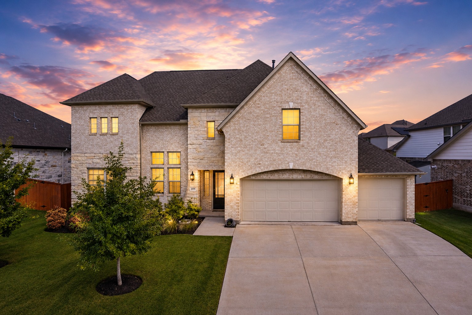 209 Rio Ranchero Road, Georgetown, TX 78628