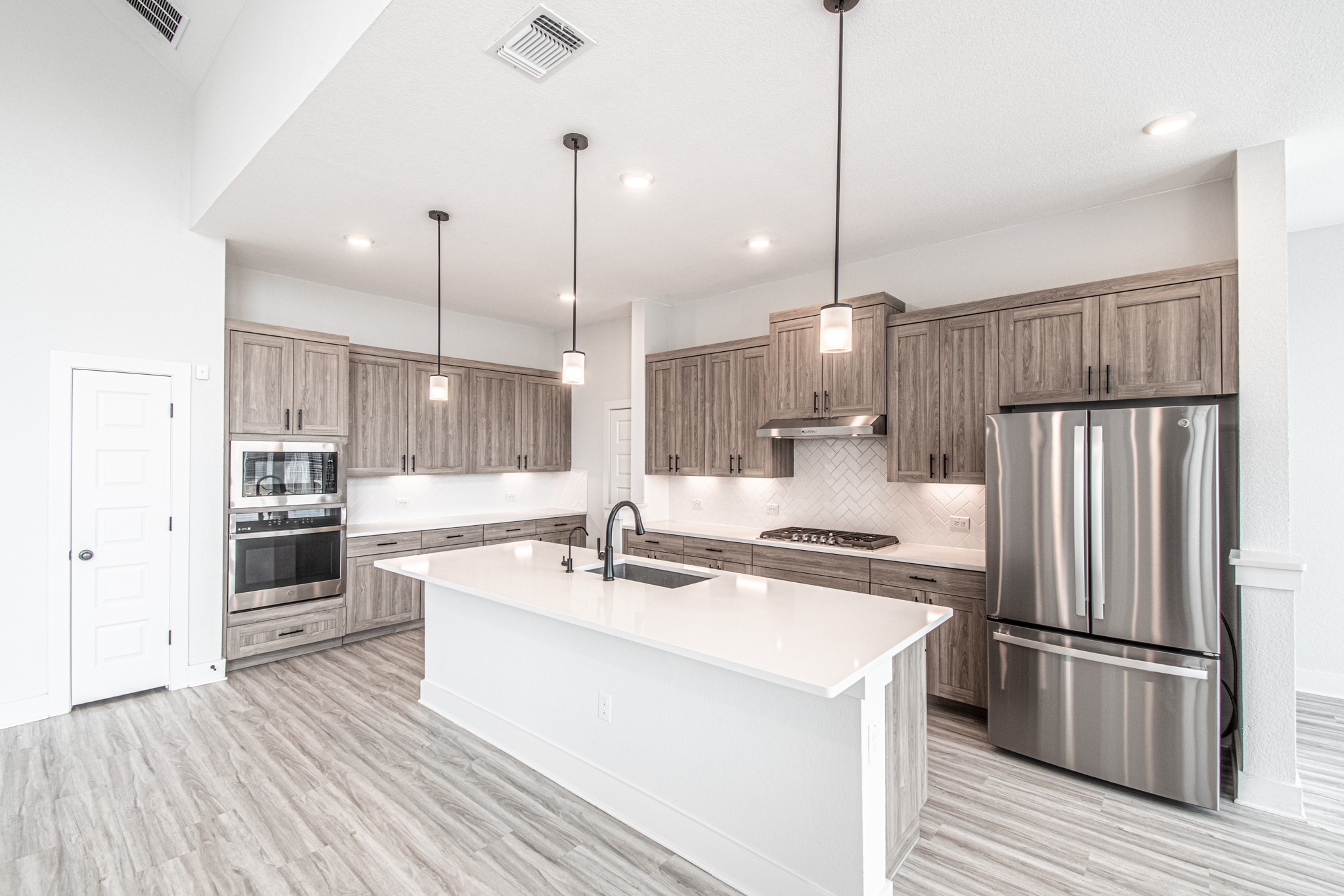 822 Wild Pecan Loop — photo