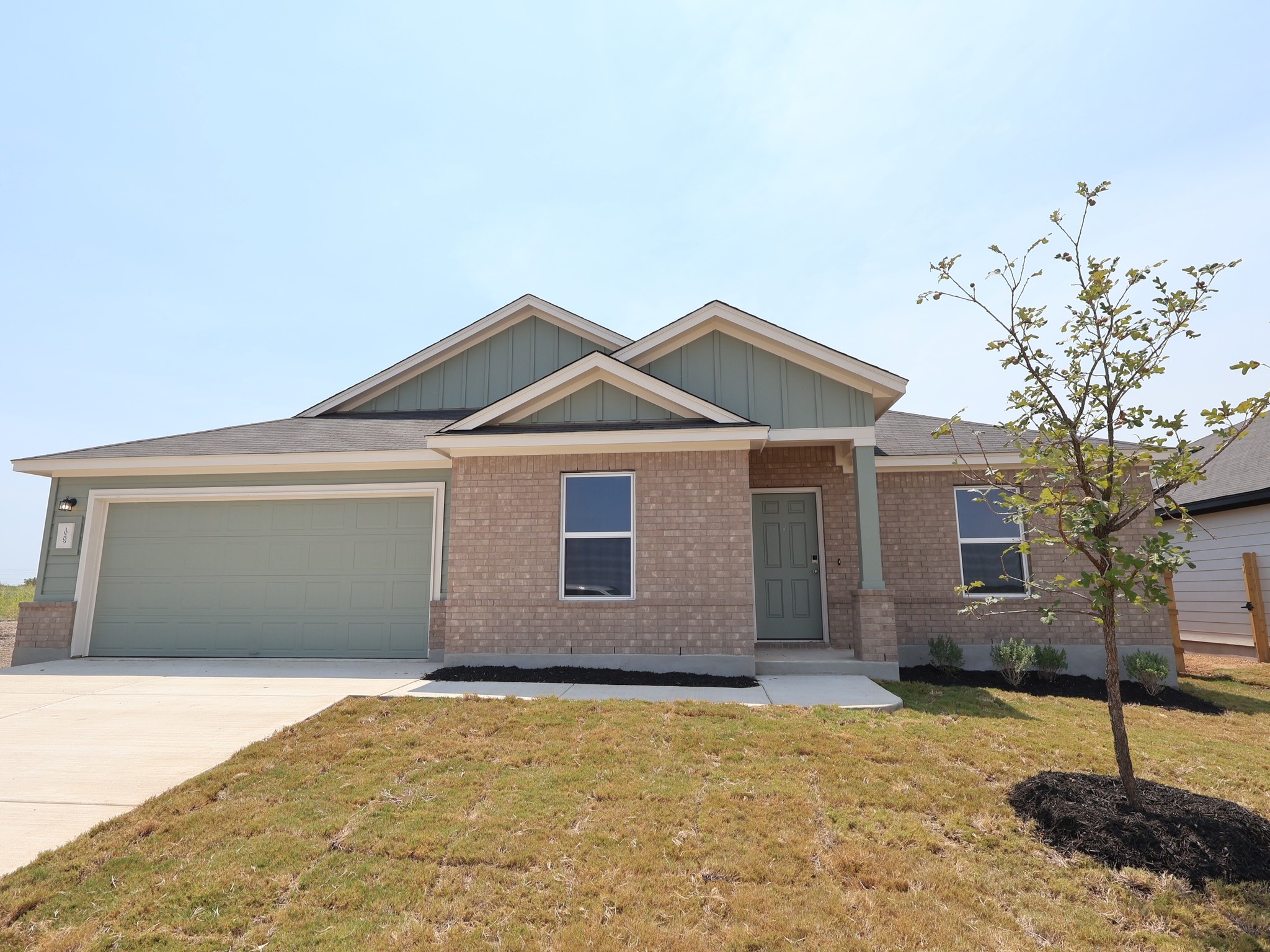10209 Majestic Hawk Way — photo