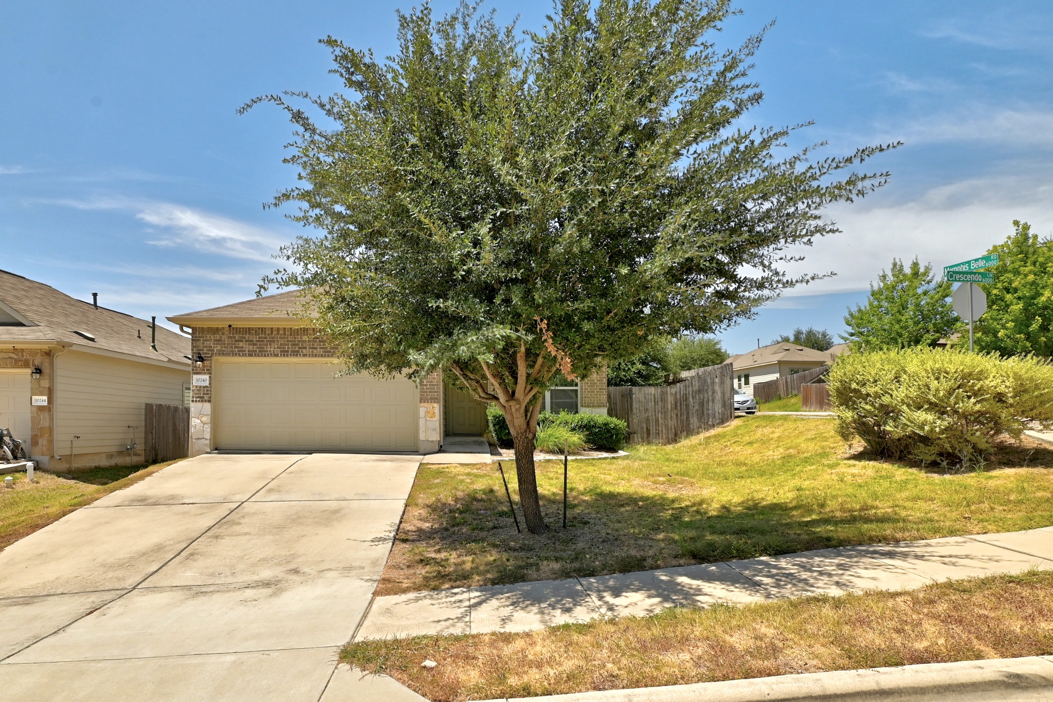 10240 Crescendo Ln — photo