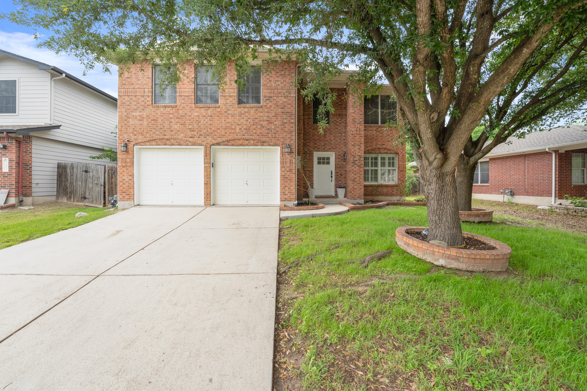 6116 Speyside Dr — photo