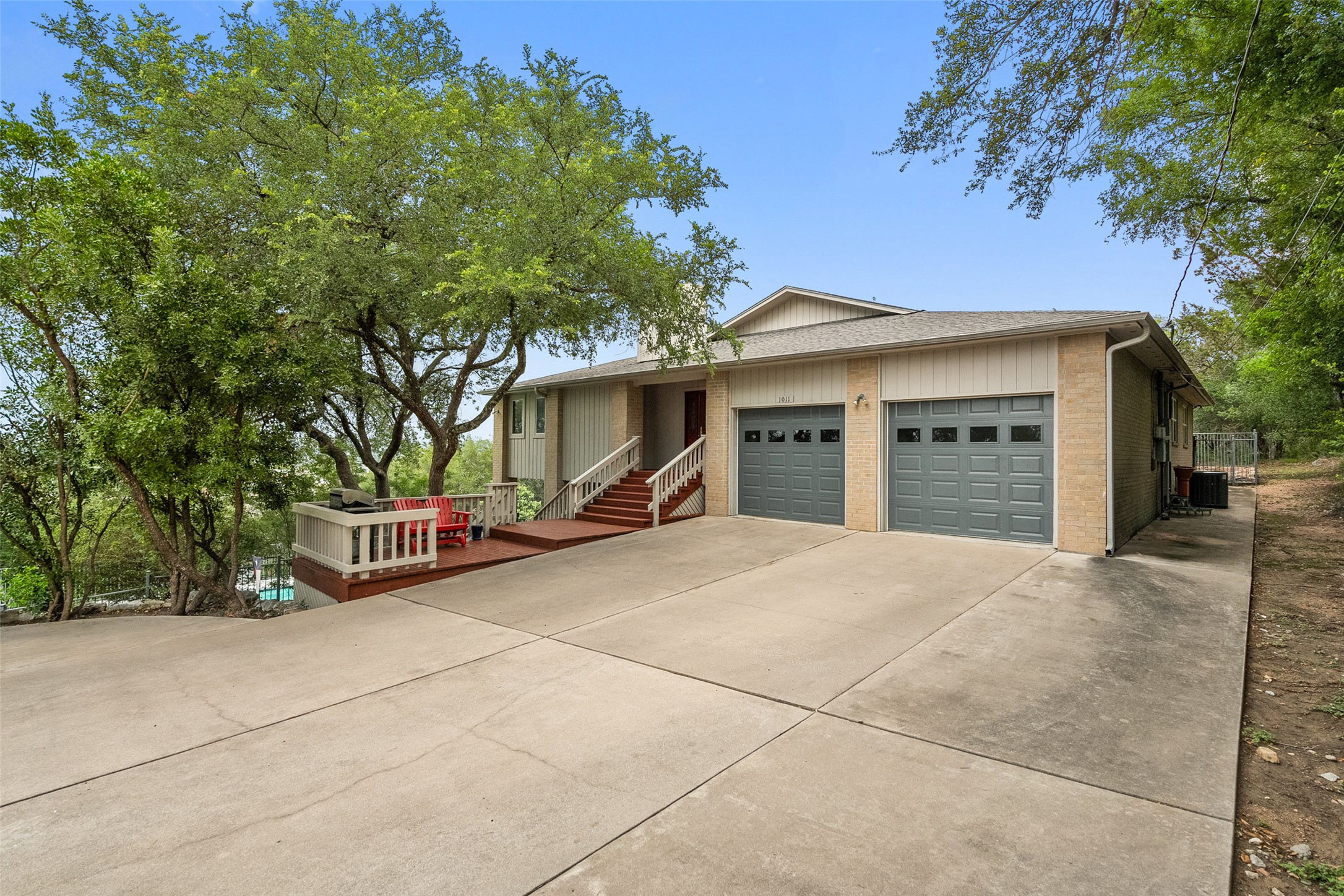 1011 Ridge Point Drive, Marble Falls, TX 78654 — photo 3