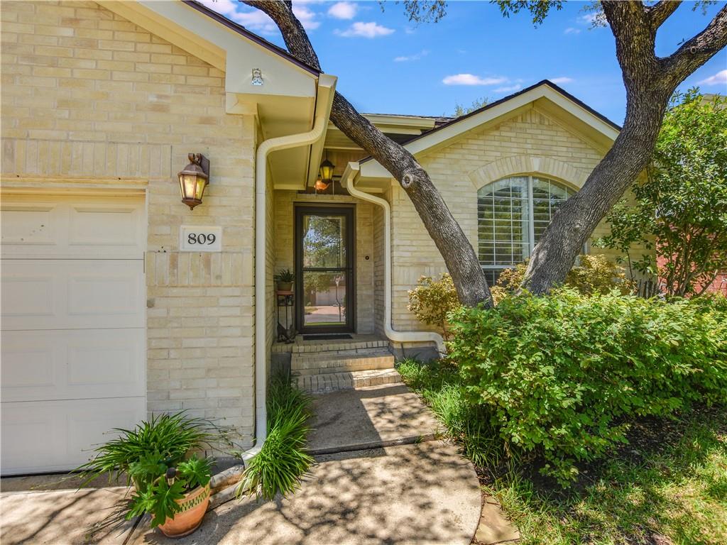 809 Hilltop Drive, Leander, TX 78641 — photo 3