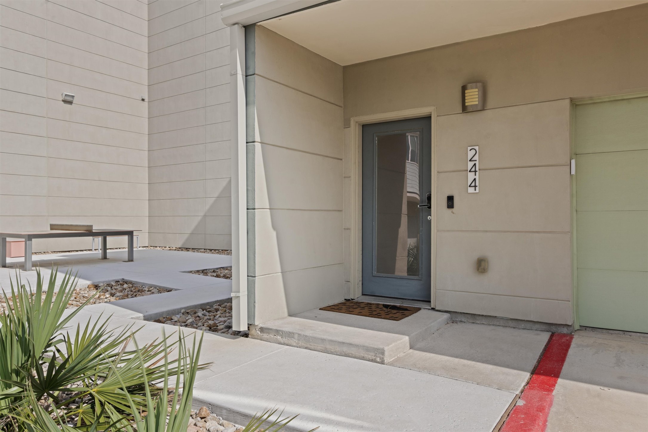 604 N Bluff Dr 244 — photo