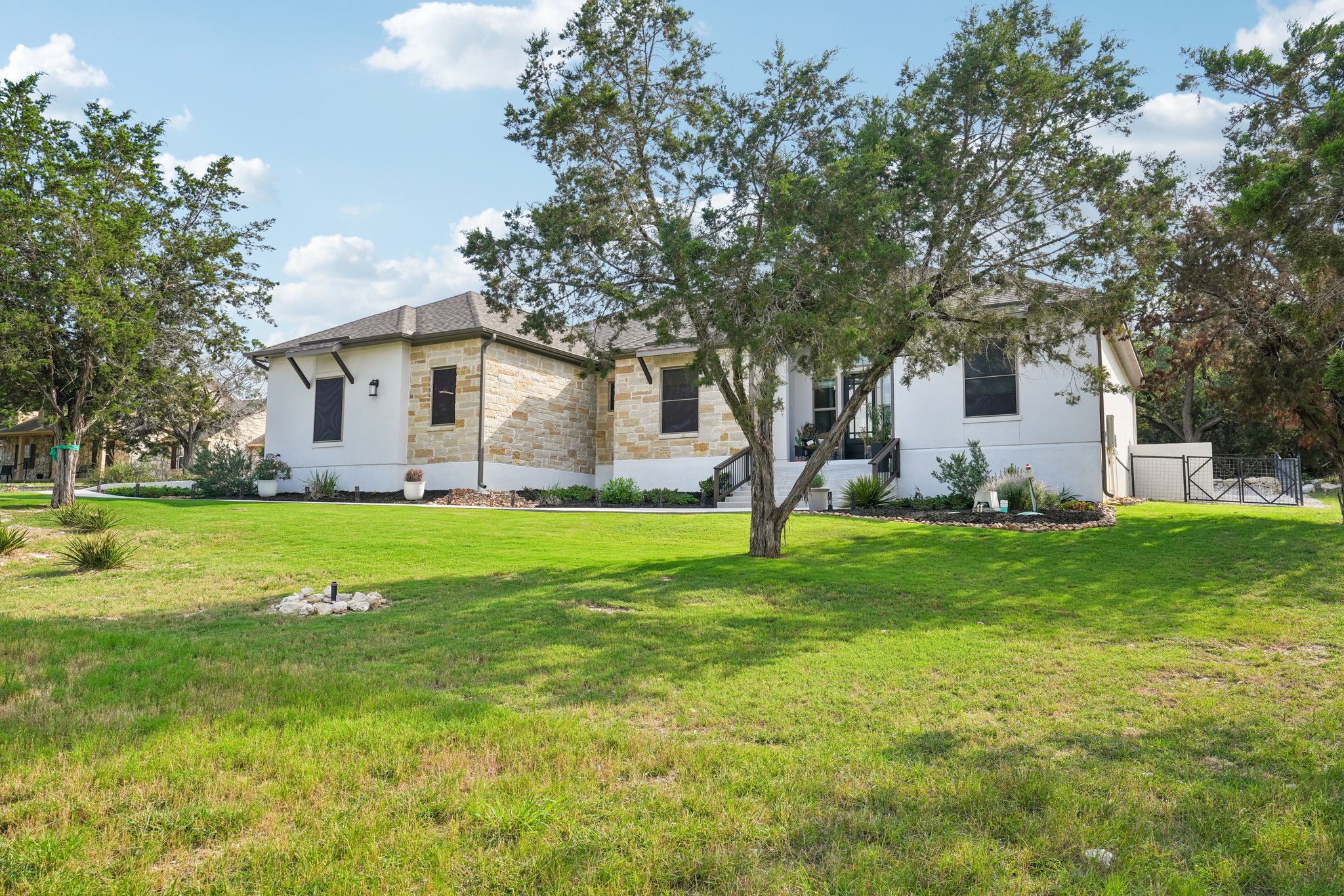 134 High Point Cir — photo