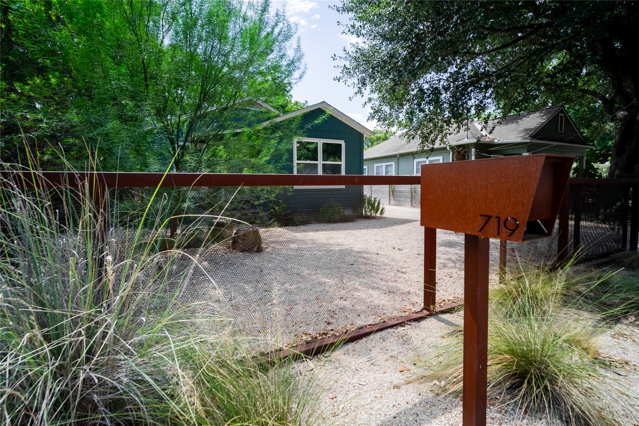 719 Springdale Road, Austin, TX 78702 — photo 3