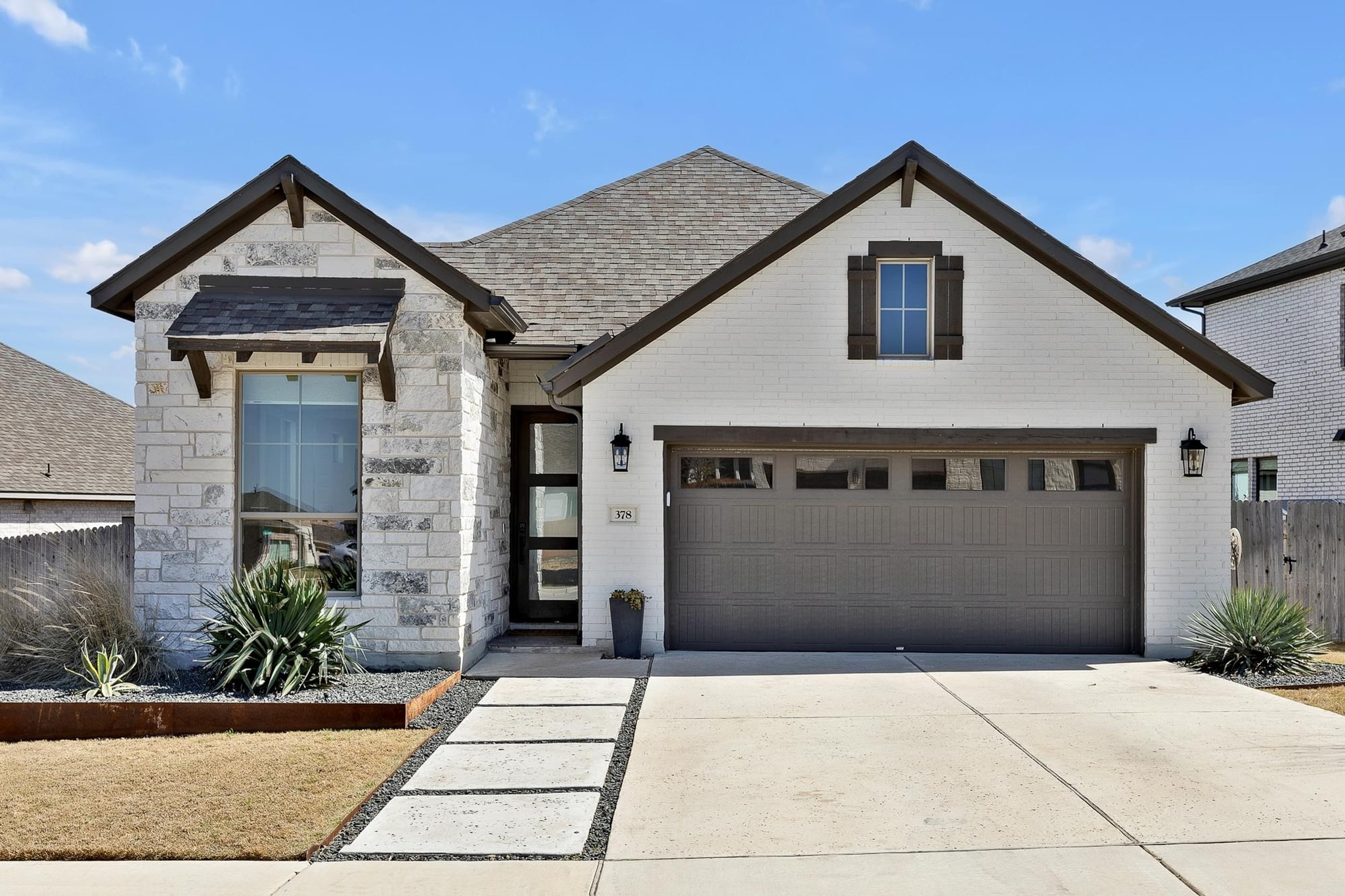 378 Carpenter Hill Dr — photo
