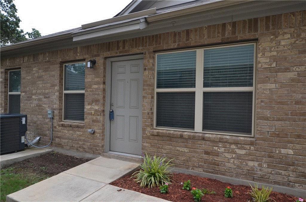 2304 S Lakeline Blvd 243 — photo
