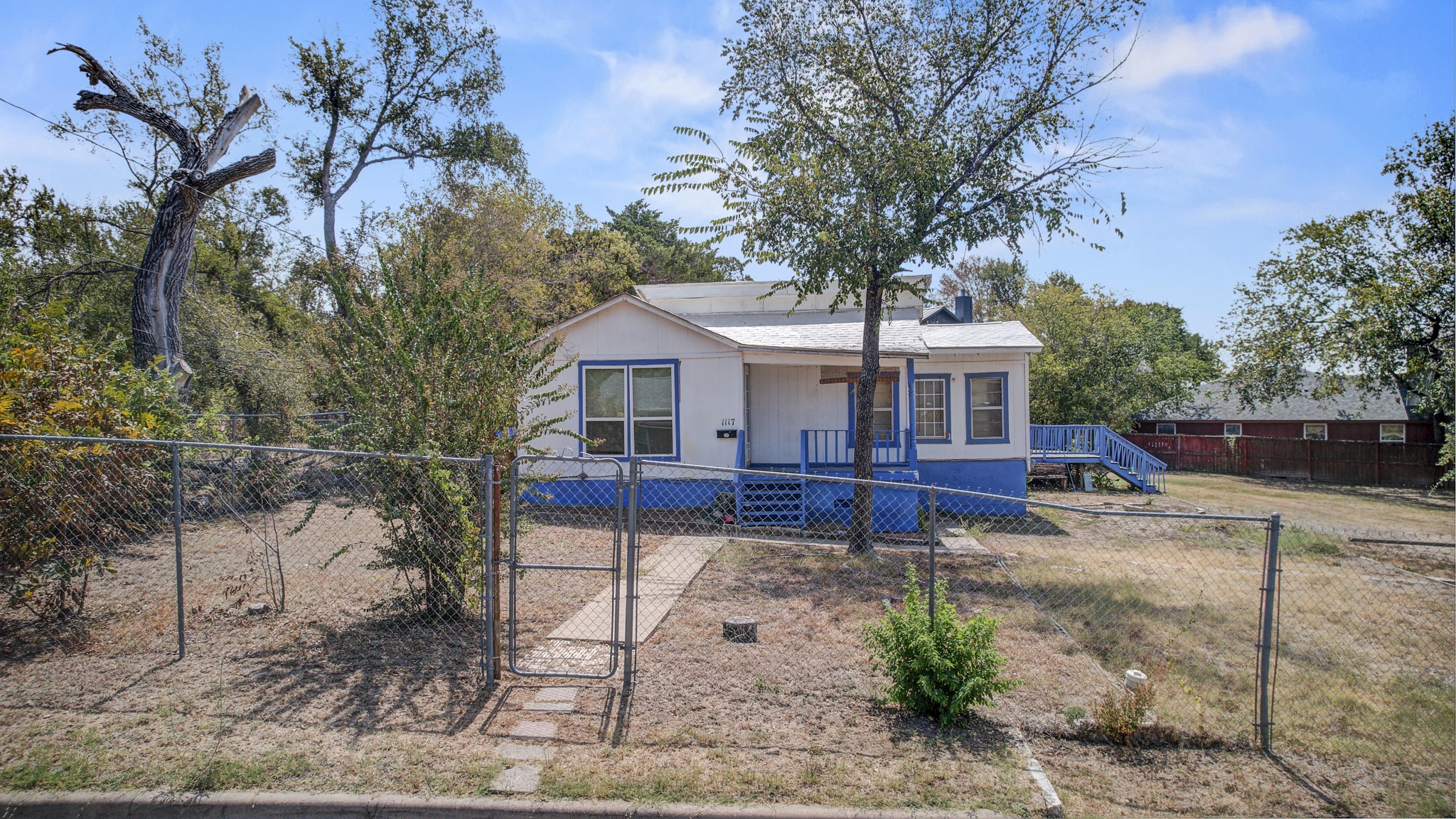 1117 Mansell Ave — photo