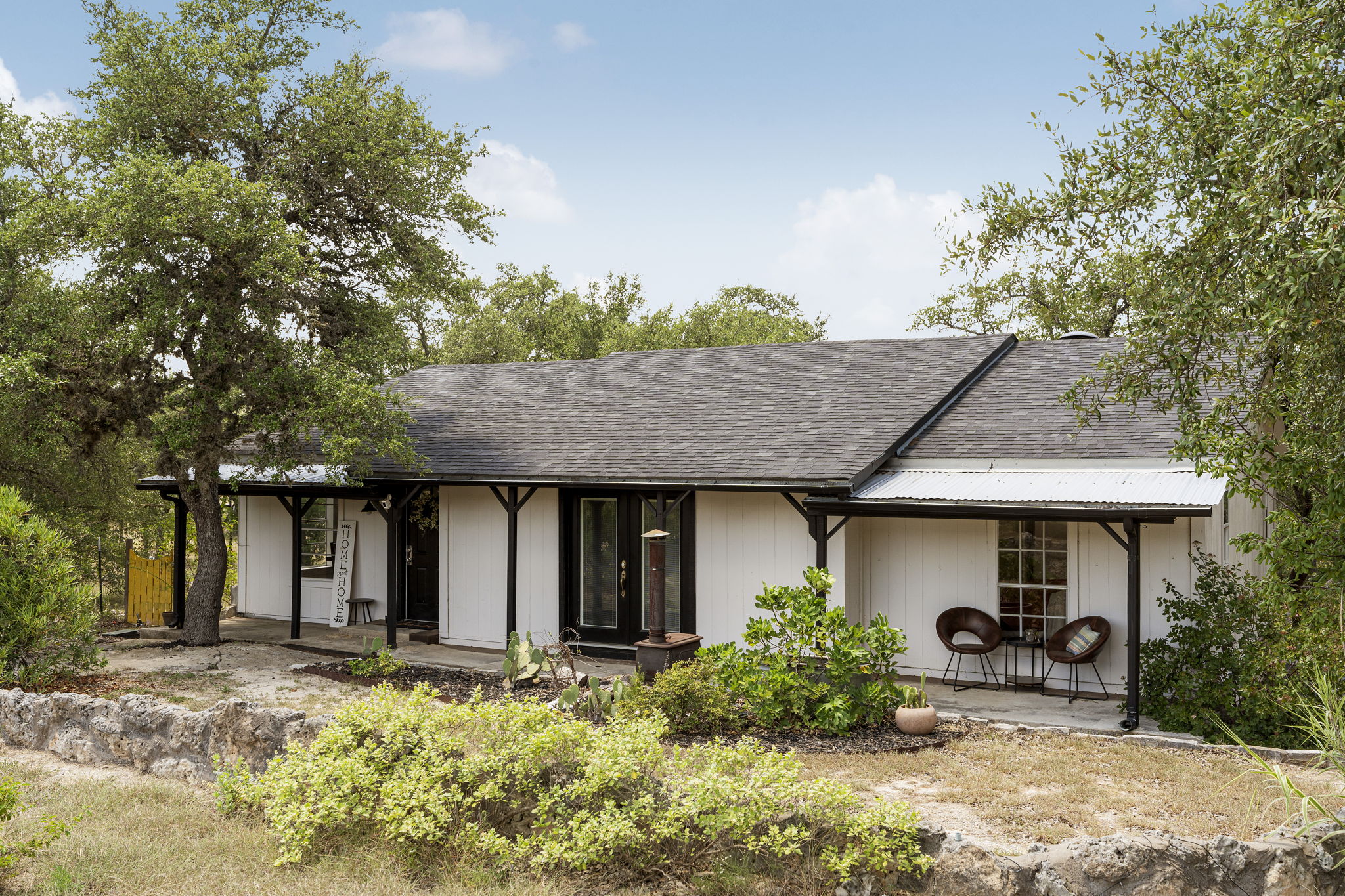 2591 Spring Valley Dr — photo
