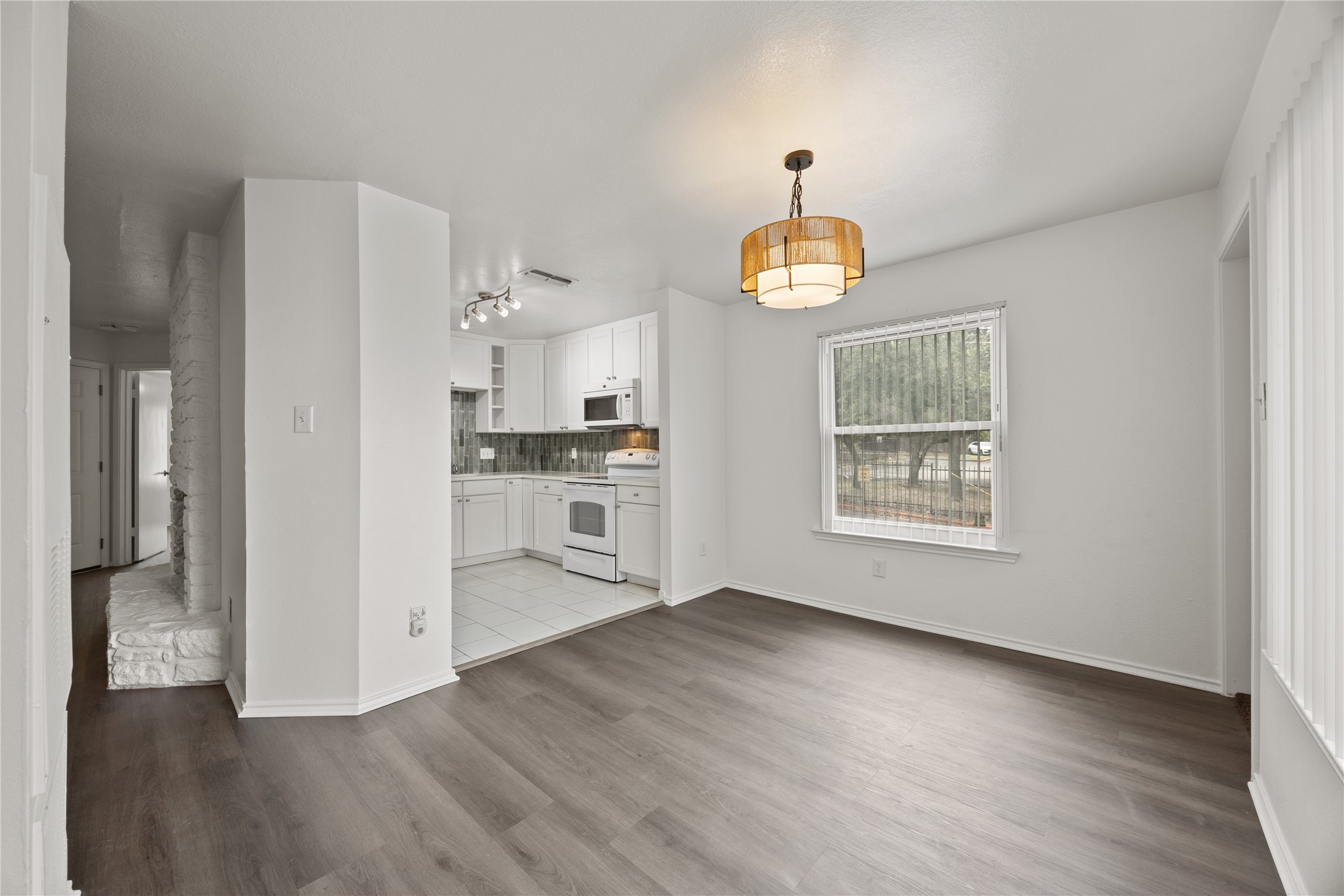 1750 Timber Ridge Road #101, Austin, TX 78741 — photo 2